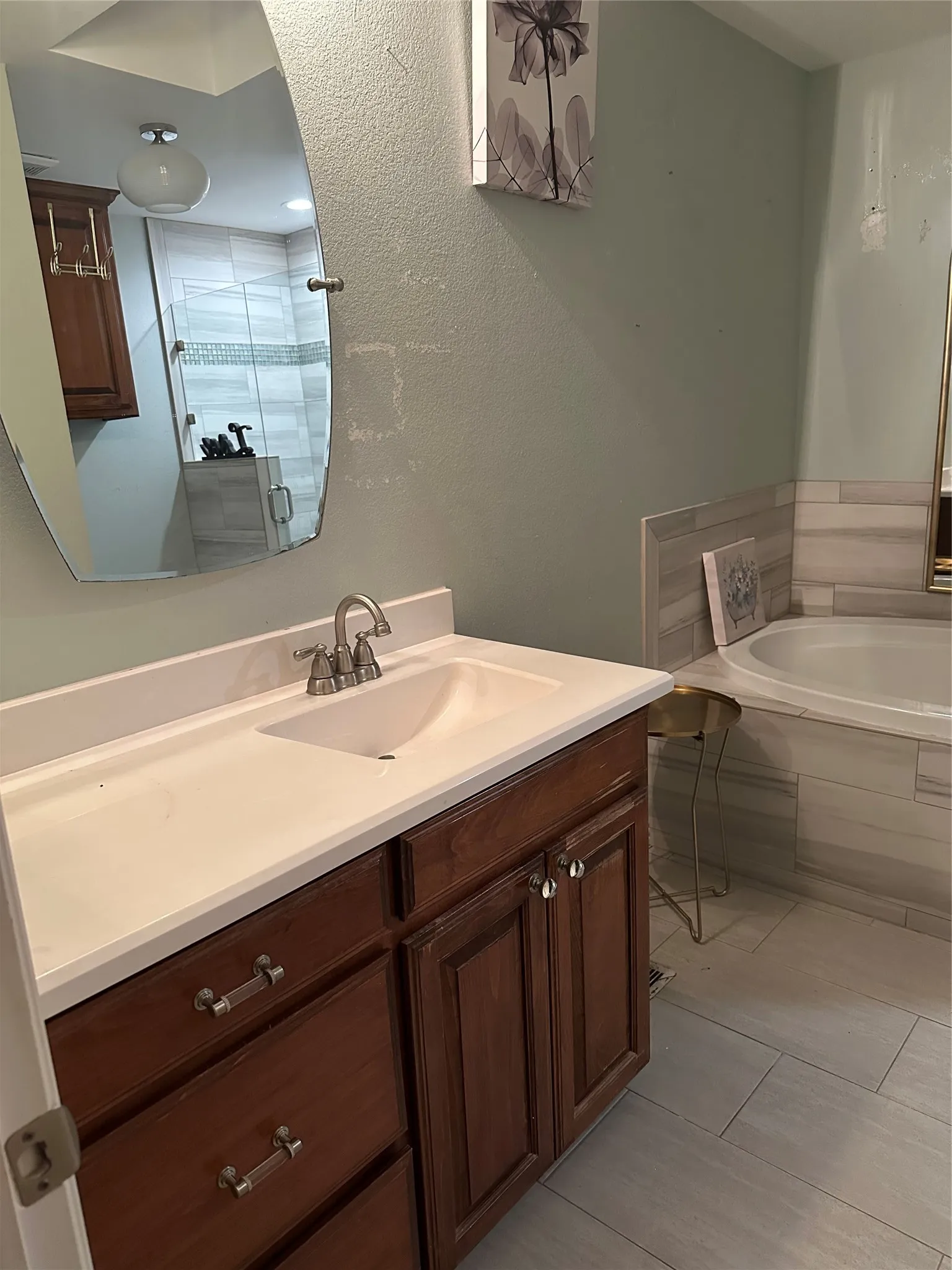 Single Family Residence For Sale in Tarrant County , 714 Greenridge Drive, Arlington, Texas 76017, 4 Bedrooms, 2 Bathrooms, 2 Garage spaces, 2,643 Sqft, built in 1986, Price $275,000, mls#21313368, Real Estate Agent in Arlington, Homes For Sale in Tarrant county, Homes For Sale in Arlington, Realtor in Arlington Texas, Real Estate Brokerage Independent Realty Texas, Luminita Cordes Realtor