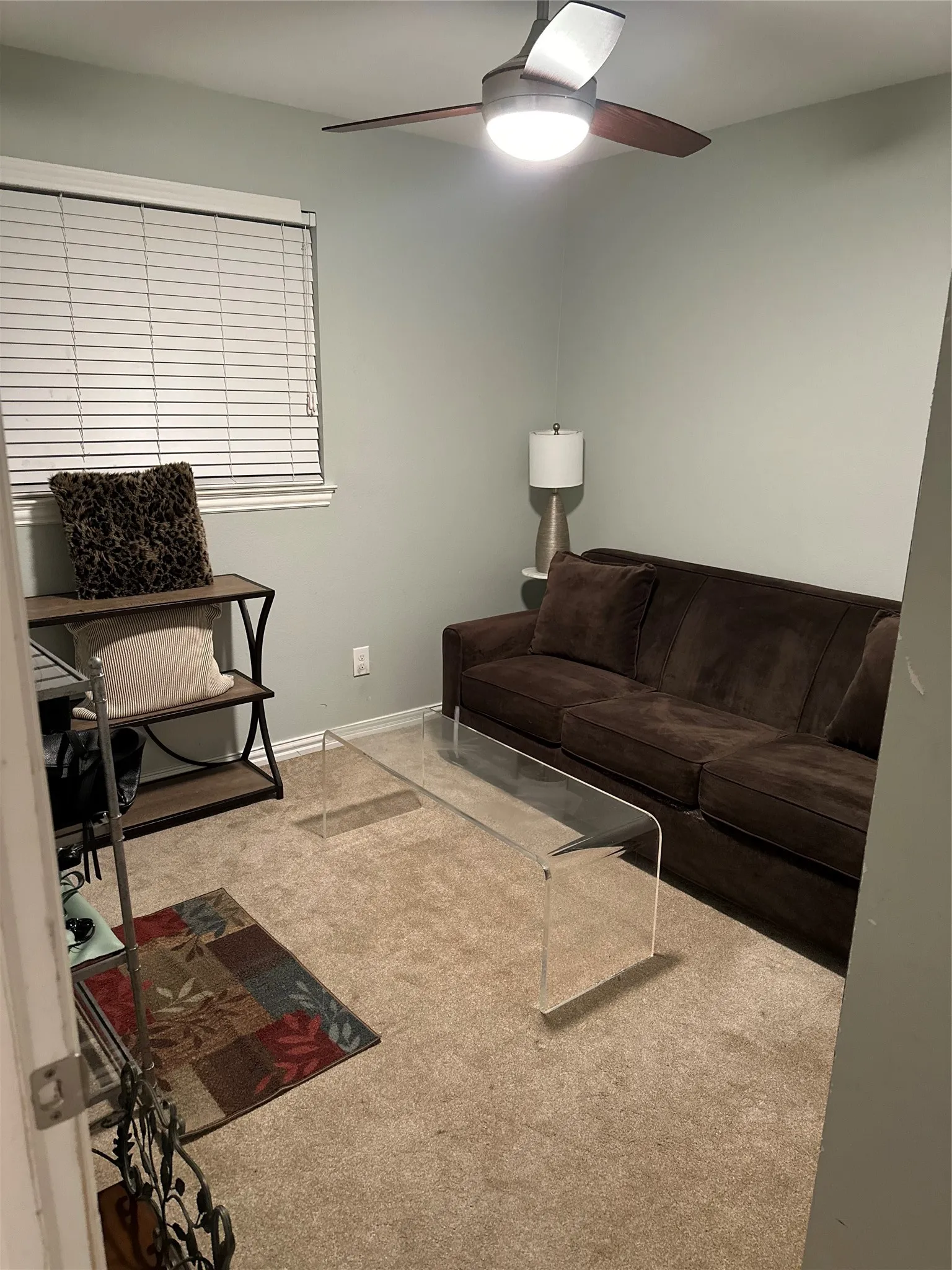 Single Family Residence For Sale in Tarrant County , 714 Greenridge Drive, Arlington, Texas 76017, 4 Bedrooms, 2 Bathrooms, 2 Garage spaces, 2,643 Sqft, built in 1986, Price $275,000, mls#21313368, Real Estate Agent in Arlington, Homes For Sale in Tarrant county, Homes For Sale in Arlington, Realtor in Arlington Texas, Real Estate Brokerage Independent Realty Texas, Luminita Cordes Realtor