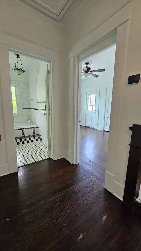 Single Family Residence For Rent in Dallas County , 5126 Columbia Avenue, Dallas, Texas 75214, 4 Bedroom, 3 Bathroom, Garage spaces, 2,350 Sqft, built in 1916, Price $3,500, mls#21313634, Real Estate Agent in Dallas, Homes For Rent in Dallas county, Homes For Rent in Dallas, Realtor in Dallas Texas, Real Estate Brokerage Independent Realty Texas, Luminita Cordes Realtor