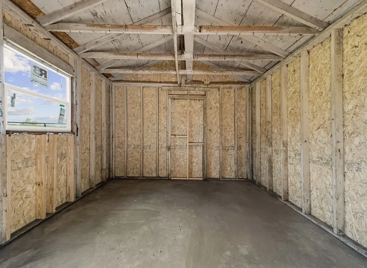 Single Family Residence For Sale in Mc Lennan County , 616 E Moonlight Drive, Robinson, Texas 76706, 4 Bedroom, 4 Bathroom, 4 Garage spaces, 2,525 Sqft, built in 1974, mls#21313631, Real Estate Agent in Robinson, Homes For Sale in Mc Lennan county, Homes For Sale in Robinson, Realtor in Robinson Texas, Real Estate Brokerage Independent Realty Texas, Luminita Cordes Realtor