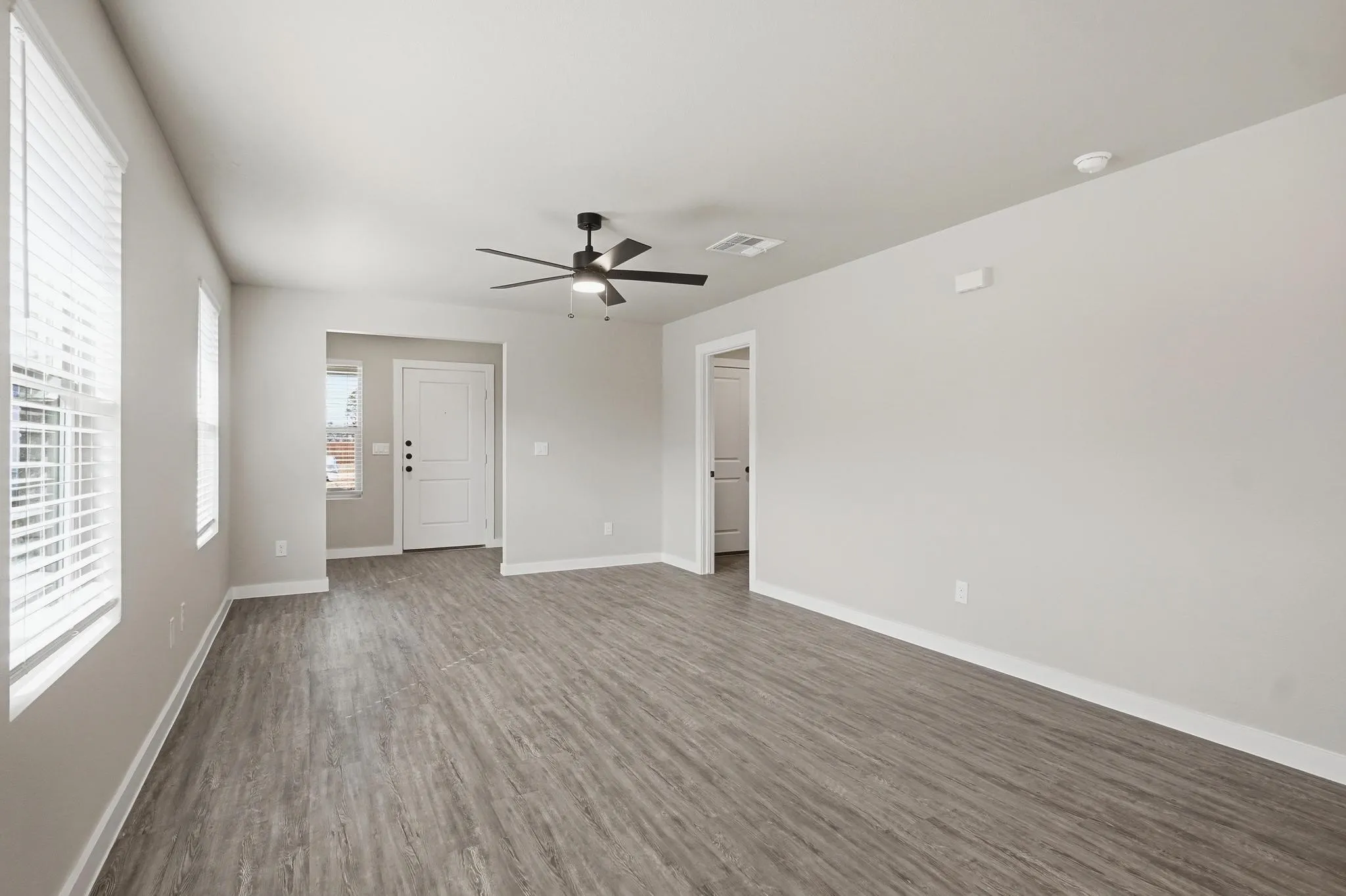 Single Family Residence For Rent in Taylor County , 435 Colorado Street, Abilene, Texas 79601, 3 Bedroom, 2 Bathroom, 2 Garage spaces, 1,337 Sqft, built in 2026, mls#21313639, Real Estate Agent in Abilene, Homes For Rent in Taylor county, Homes For Rent in Abilene, Realtor in Abilene Texas, Real Estate Brokerage Independent Realty Texas, Luminita Cordes Realtor