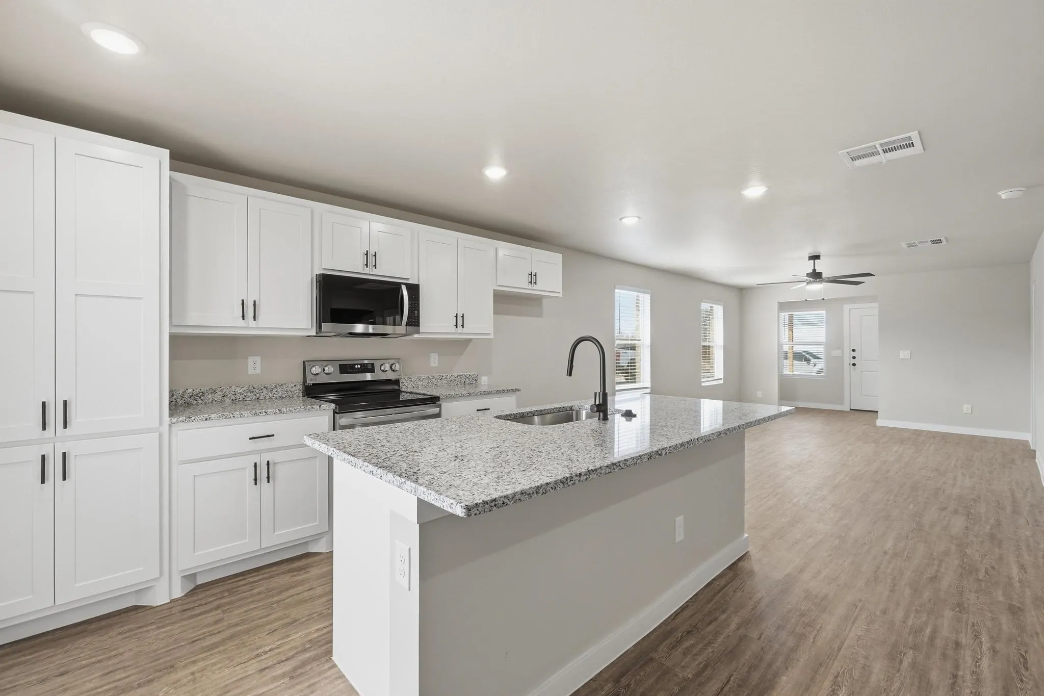 Single Family Residence For Rent in Taylor County , 435 Colorado Street, Abilene, Texas 79601, 3 Bedroom, 2 Bathroom, 2 Garage spaces, 1,337 Sqft, built in 2026, mls#21313639, Real Estate Agent in Abilene, Homes For Rent in Taylor county, Homes For Rent in Abilene, Realtor in Abilene Texas, Real Estate Brokerage Independent Realty Texas, Luminita Cordes Realtor