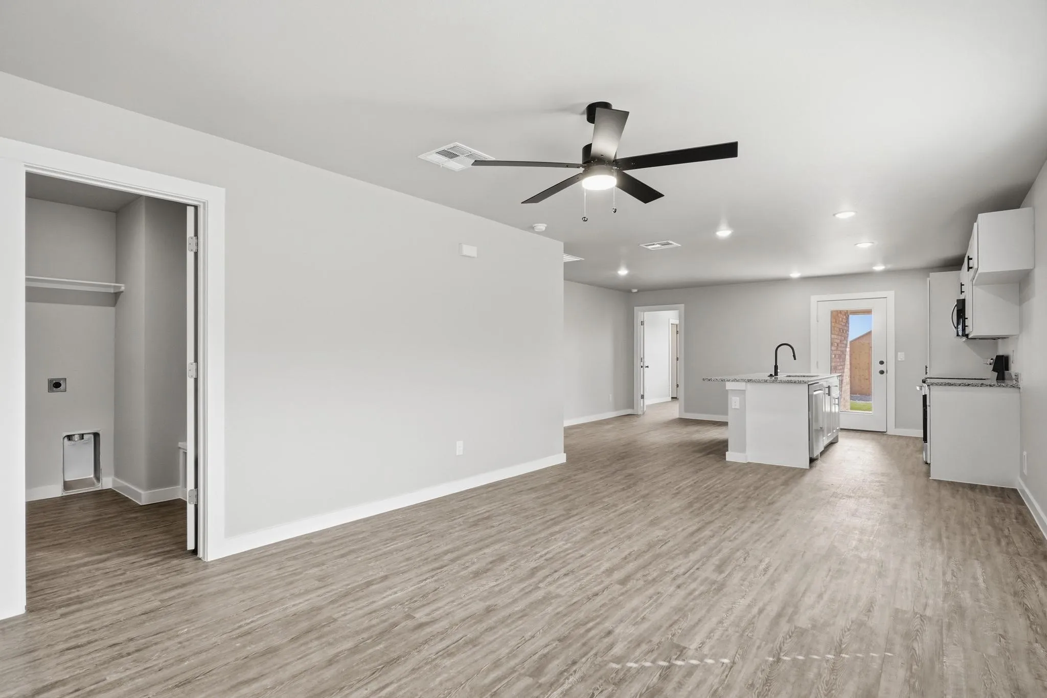 Single Family Residence For Rent in Taylor County , 435 Colorado Street, Abilene, Texas 79601, 3 Bedroom, 2 Bathroom, 2 Garage spaces, 1,337 Sqft, built in 2026, mls#21313639, Real Estate Agent in Abilene, Homes For Rent in Taylor county, Homes For Rent in Abilene, Realtor in Abilene Texas, Real Estate Brokerage Independent Realty Texas, Luminita Cordes Realtor