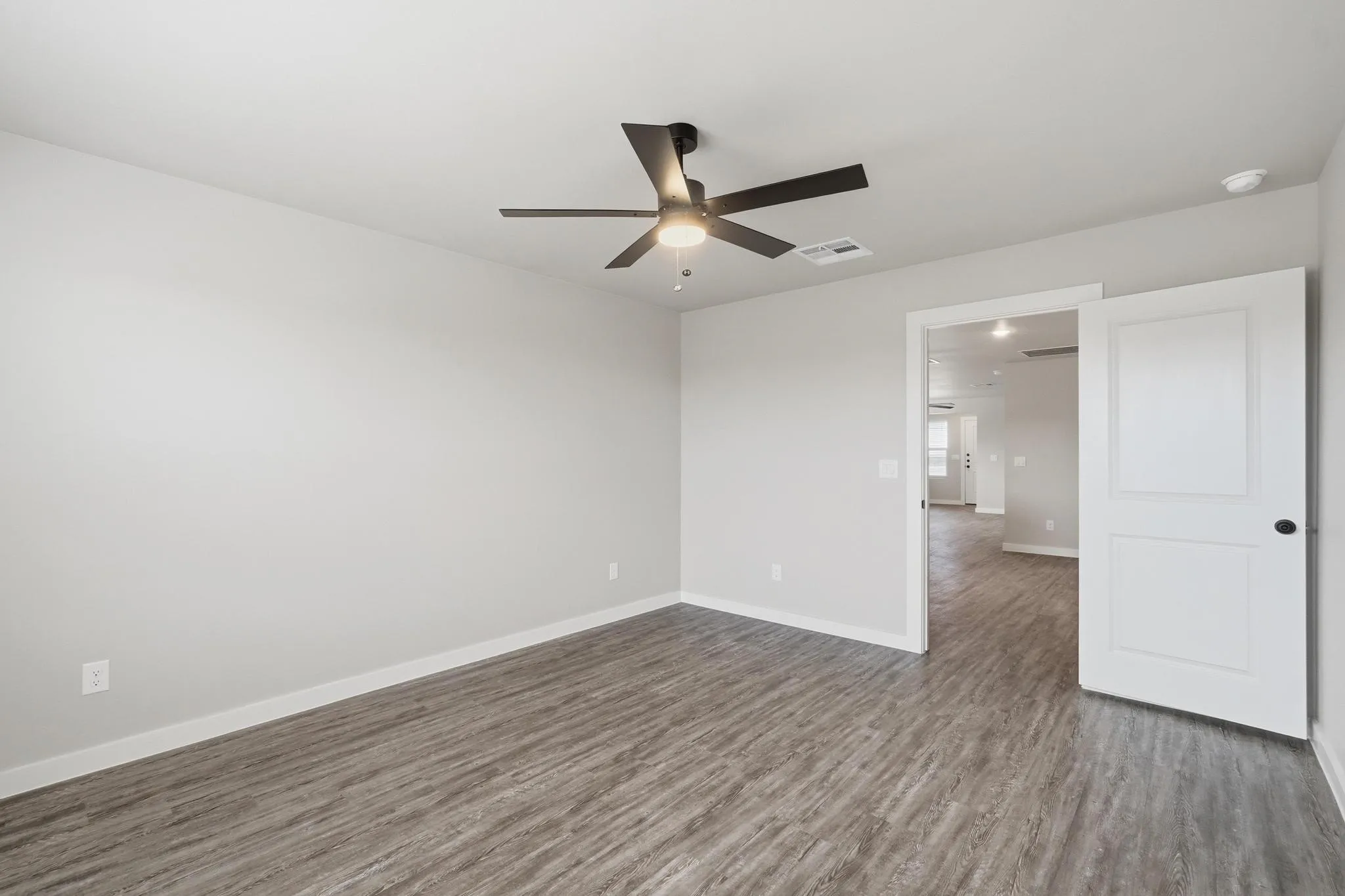 Single Family Residence For Rent in Taylor County , 435 Colorado Street, Abilene, Texas 79601, 3 Bedroom, 2 Bathroom, 2 Garage spaces, 1,337 Sqft, built in 2026, mls#21313639, Real Estate Agent in Abilene, Homes For Rent in Taylor county, Homes For Rent in Abilene, Realtor in Abilene Texas, Real Estate Brokerage Independent Realty Texas, Luminita Cordes Realtor