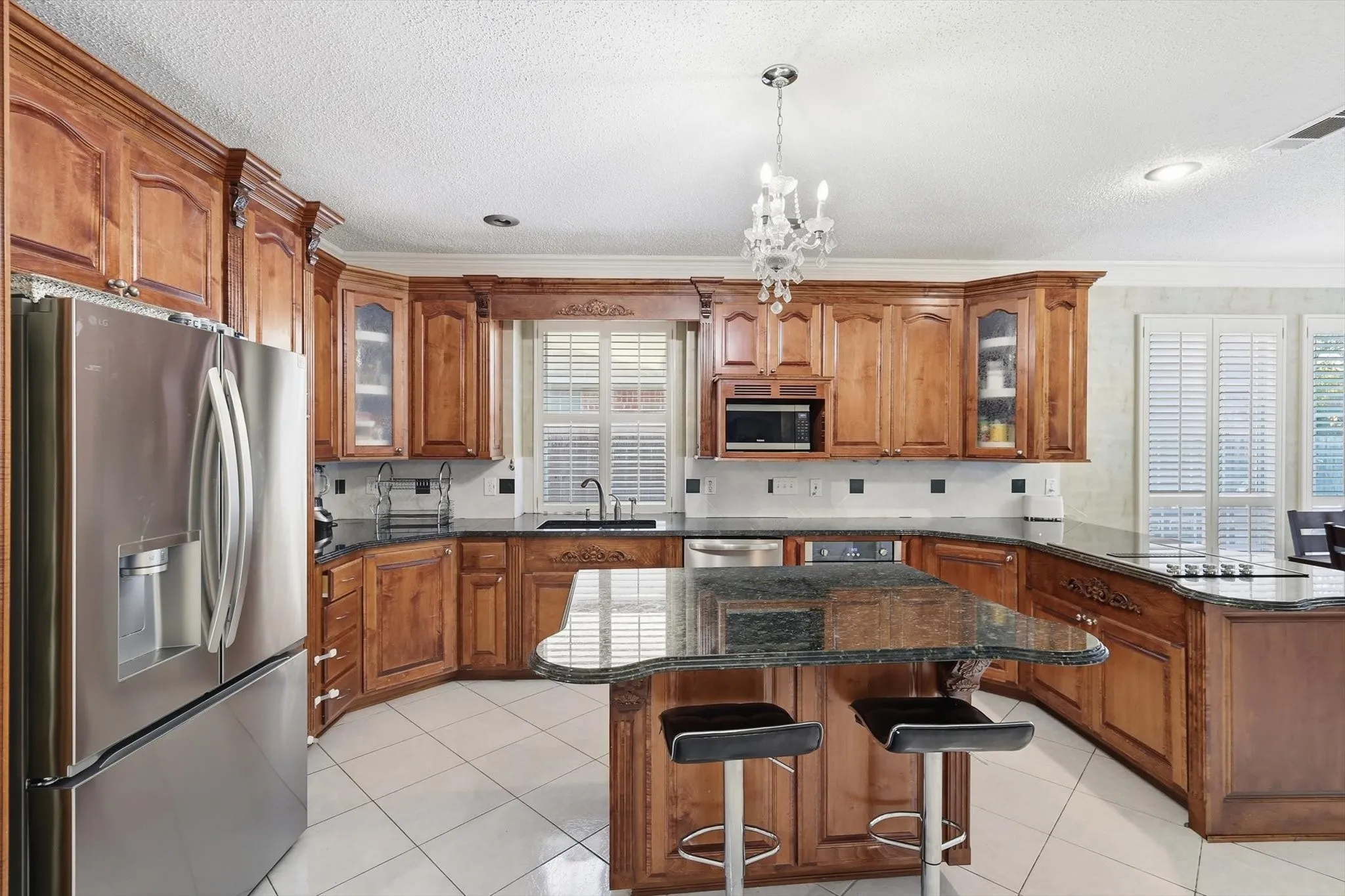 Single Family Residence For Rent in Tarrant County , 2014 Rumson Drive, Arlington, Texas 76006, 4 Bedrooms, 3 Bathrooms, 2 Garage spaces, 2,857 Sqft, built in 1994, Price $3,900, mls#21313569, Real Estate Agent in Arlington, Homes For Rent in Tarrant county, Homes For Rent in Arlington, Realtor in Arlington Texas, Real Estate Brokerage Independent Realty Texas, Luminita Cordes Realtor