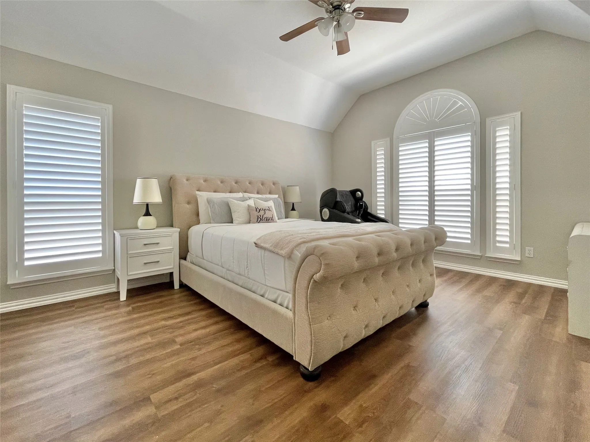 Single Family Residence For Sale in Collin County , 5104 China Berry Drive, Mc Kinney, Texas 75070, 3 Bedroom, 2 Bathroom, 2 Garage spaces, 1,831 Sqft, built in 1999, mls#21309850, Real Estate Agent in Mc Kinney, Homes For Sale in Collin county, Homes For Sale in Mc Kinney, Realtor in Mc Kinney Texas, Real Estate Brokerage Independent Realty Texas, Luminita Cordes Realtor