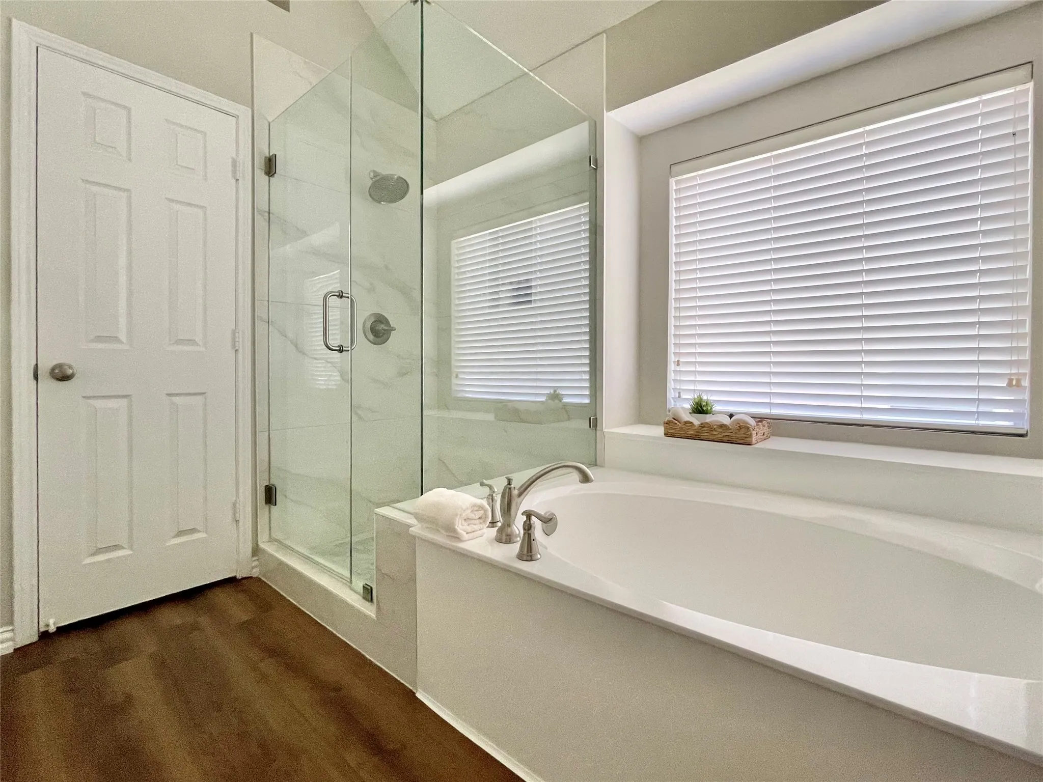 Single Family Residence For Sale in Collin County , 5104 China Berry Drive, Mc Kinney, Texas 75070, 3 Bedroom, 2 Bathroom, 2 Garage spaces, 1,831 Sqft, built in 1999, mls#21309850, Real Estate Agent in Mc Kinney, Homes For Sale in Collin county, Homes For Sale in Mc Kinney, Realtor in Mc Kinney Texas, Real Estate Brokerage Independent Realty Texas, Luminita Cordes Realtor