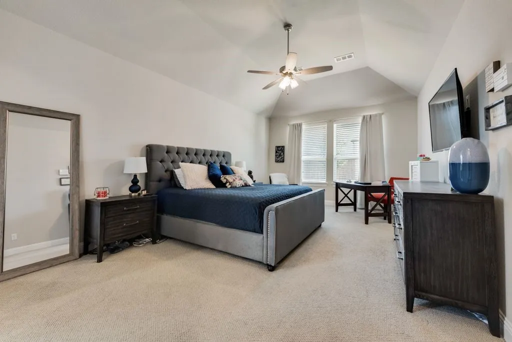 Single Family Residence For Sale in Tarrant County , 7501 Whisterwheel Way, Fort Worth, Texas 76123, 4 Bedroom, 3 Bathroom, 2 Garage spaces, 3,067 Sqft, built in 2021, mls#21313617, Real Estate Agent in Fort Worth, Homes For Sale in Tarrant county, Homes For Sale in Fort Worth, Realtor in Fort Worth Texas, Real Estate Brokerage Independent Realty Texas, Luminita Cordes Realtor