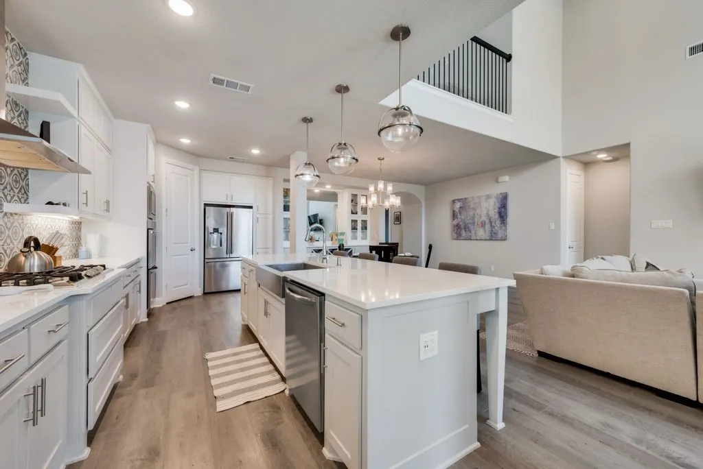 Single Family Residence For Sale in Tarrant County , 7501 Whisterwheel Way, Fort Worth, Texas 76123, 4 Bedroom, 3 Bathroom, 2 Garage spaces, 3,067 Sqft, built in 2021, mls#21313617, Real Estate Agent in Fort Worth, Homes For Sale in Tarrant county, Homes For Sale in Fort Worth, Realtor in Fort Worth Texas, Real Estate Brokerage Independent Realty Texas, Luminita Cordes Realtor