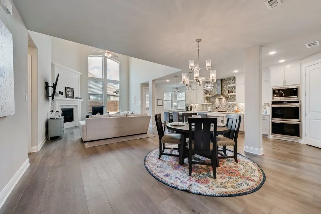 Single Family Residence For Sale in Tarrant County , 7501 Whisterwheel Way, Fort Worth, Texas 76123, 4 Bedroom, 3 Bathroom, 2 Garage spaces, 3,067 Sqft, built in 2021, mls#21313617, Real Estate Agent in Fort Worth, Homes For Sale in Tarrant county, Homes For Sale in Fort Worth, Realtor in Fort Worth Texas, Real Estate Brokerage Independent Realty Texas, Luminita Cordes Realtor