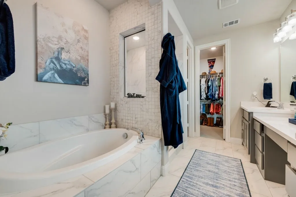 Single Family Residence For Sale in Tarrant County , 7501 Whisterwheel Way, Fort Worth, Texas 76123, 4 Bedroom, 3 Bathroom, 2 Garage spaces, 3,067 Sqft, built in 2021, mls#21313617, Real Estate Agent in Fort Worth, Homes For Sale in Tarrant county, Homes For Sale in Fort Worth, Realtor in Fort Worth Texas, Real Estate Brokerage Independent Realty Texas, Luminita Cordes Realtor