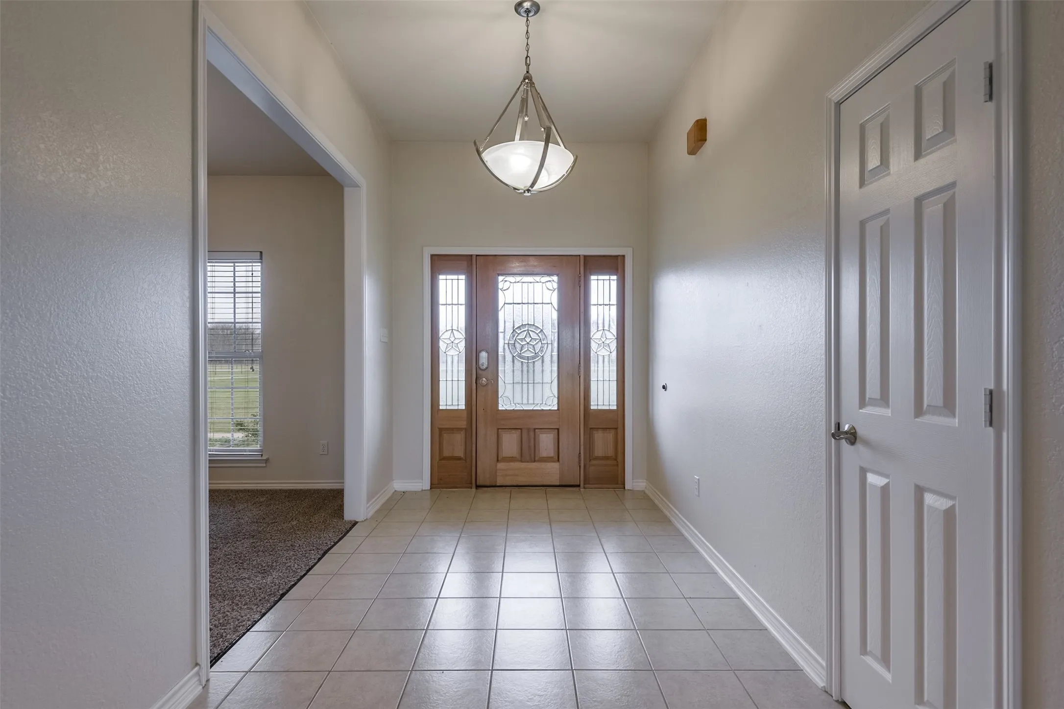 Single Family Residence For Sale in Ellis County , 1066 West Road, Waxahachie, Texas 75165, 4 Bedroom, 4 Bathroom, 2 Garage spaces, 2,908 Sqft, built in 2003, mls#21309022, Real Estate Agent in Waxahachie, Homes For Sale in Ellis county, Homes For Sale in Waxahachie, Realtor in Waxahachie Texas, Real Estate Brokerage Independent Realty Texas, Luminita Cordes Realtor