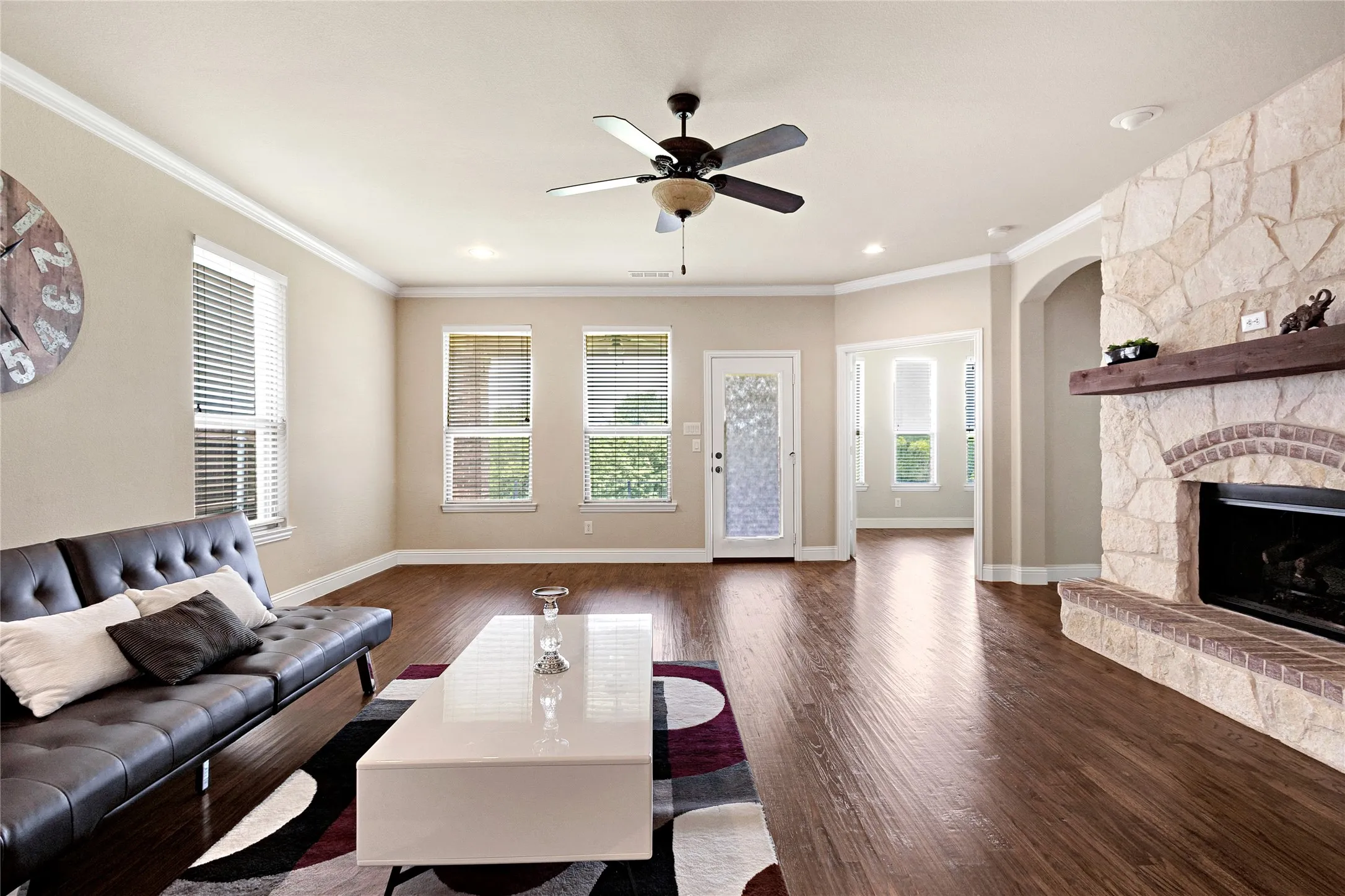 Single Family Residence For Sale in Denton County , 15400 Mount Evans Drive, Little Elm, Texas 75068, 3 Bedroom, 2 Bathroom, 2 Garage spaces, 2,112 Sqft, built in 2011, mls#21312897, Real Estate Agent in Little Elm, Homes For Sale in Denton county, Homes For Sale in Little Elm, Realtor in Little Elm Texas, Real Estate Brokerage Independent Realty Texas, Luminita Cordes Realtor