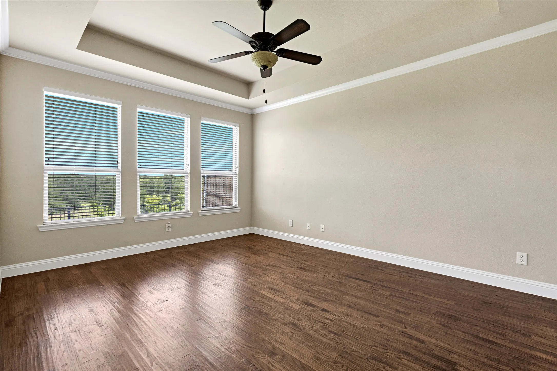 Single Family Residence For Sale in Denton County , 15400 Mount Evans Drive, Little Elm, Texas 75068, 3 Bedroom, 2 Bathroom, 2 Garage spaces, 2,112 Sqft, built in 2011, mls#21312897, Real Estate Agent in Little Elm, Homes For Sale in Denton county, Homes For Sale in Little Elm, Realtor in Little Elm Texas, Real Estate Brokerage Independent Realty Texas, Luminita Cordes Realtor