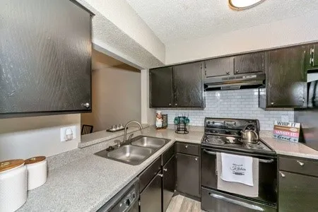 Apartment For Rent in Tarrant County , 500 E Loop 820 1207, Fort Worth, Texas 76112, 3 Bedroom, 2 Bathroom, Garage spaces, 1,250 Sqft, built in 1982, mls#21313670, Real Estate Agent in Fort Worth, Homes For Rent in Tarrant county, Homes For Rent in Fort Worth, Realtor in Fort Worth Texas, Real Estate Brokerage Independent Realty Texas, Luminita Cordes Realtor