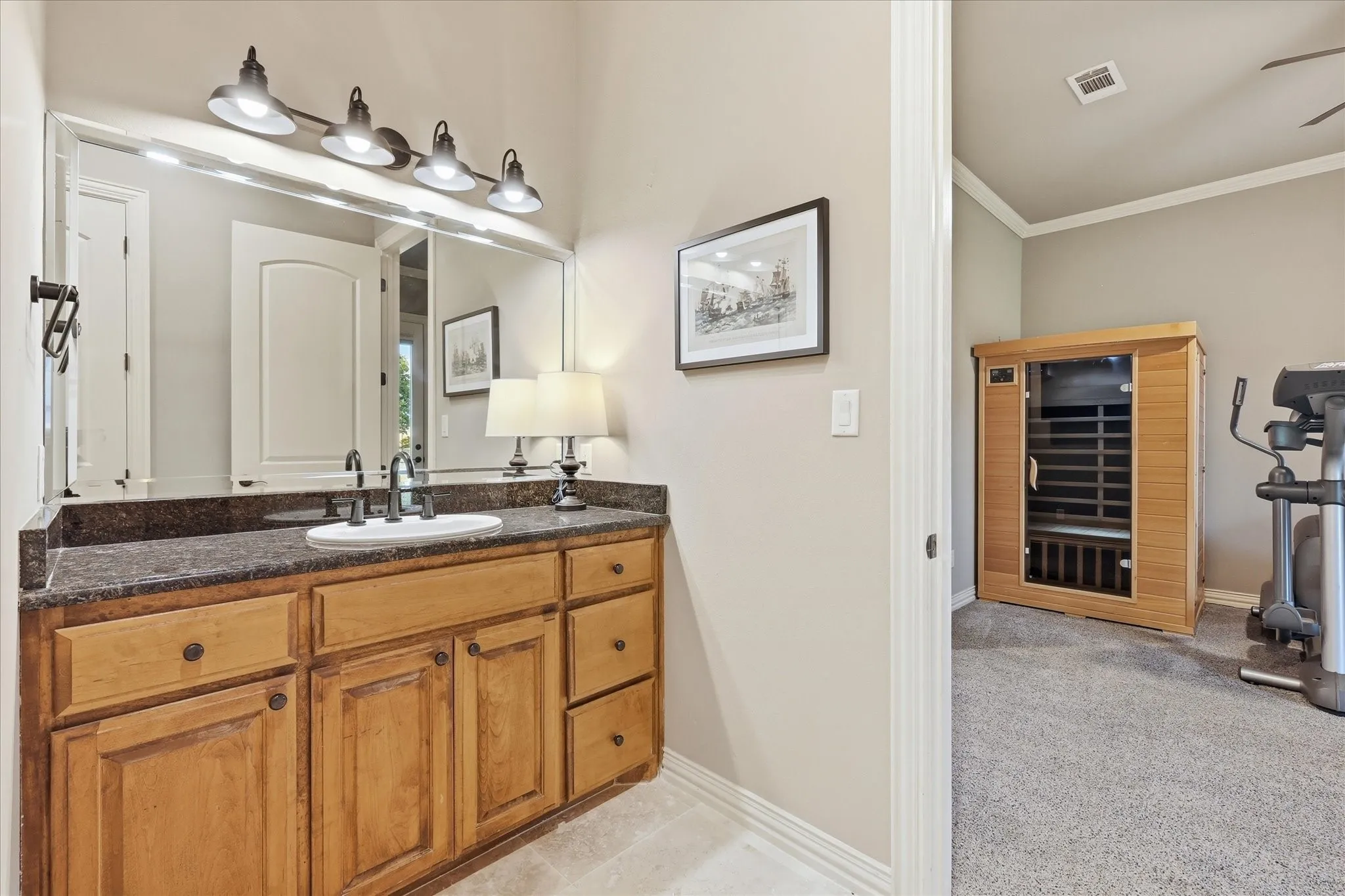 Single Family Residence For Sale in Grayson County , 131 Panorama Circle, Pottsboro, Texas 75076, 4 Bedroom, 4 Bathroom, 3 Garage spaces, 4,240 Sqft, built in 2007, mls#21309559, Real Estate Agent in Pottsboro, Homes For Sale in Grayson county, Homes For Sale in Pottsboro, Realtor in Pottsboro Texas, Real Estate Brokerage Independent Realty Texas, Luminita Cordes Realtor