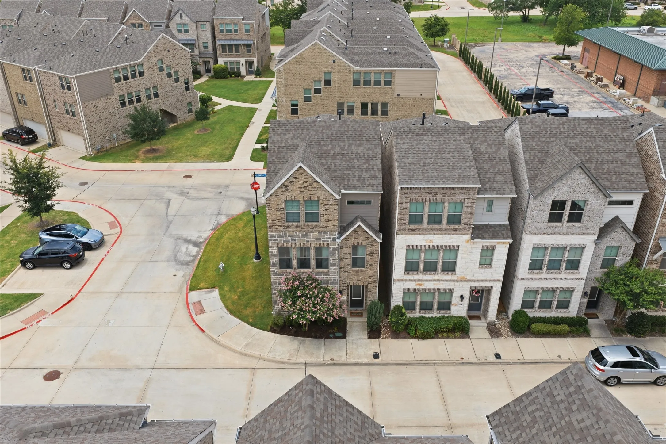 Single Family Residence For Sale in Tarrant County , 138 Peach Orchard Lane, Euless, Texas 76040, 3 Bedroom, 4 Bathroom, 2 Garage spaces, 1,982 Sqft, built in 2020, mls#21313513, Real Estate Agent in Euless, Homes For Sale in Tarrant county, Homes For Sale in Euless, Realtor in Euless Texas, Real Estate Brokerage Independent Realty Texas, Luminita Cordes Realtor