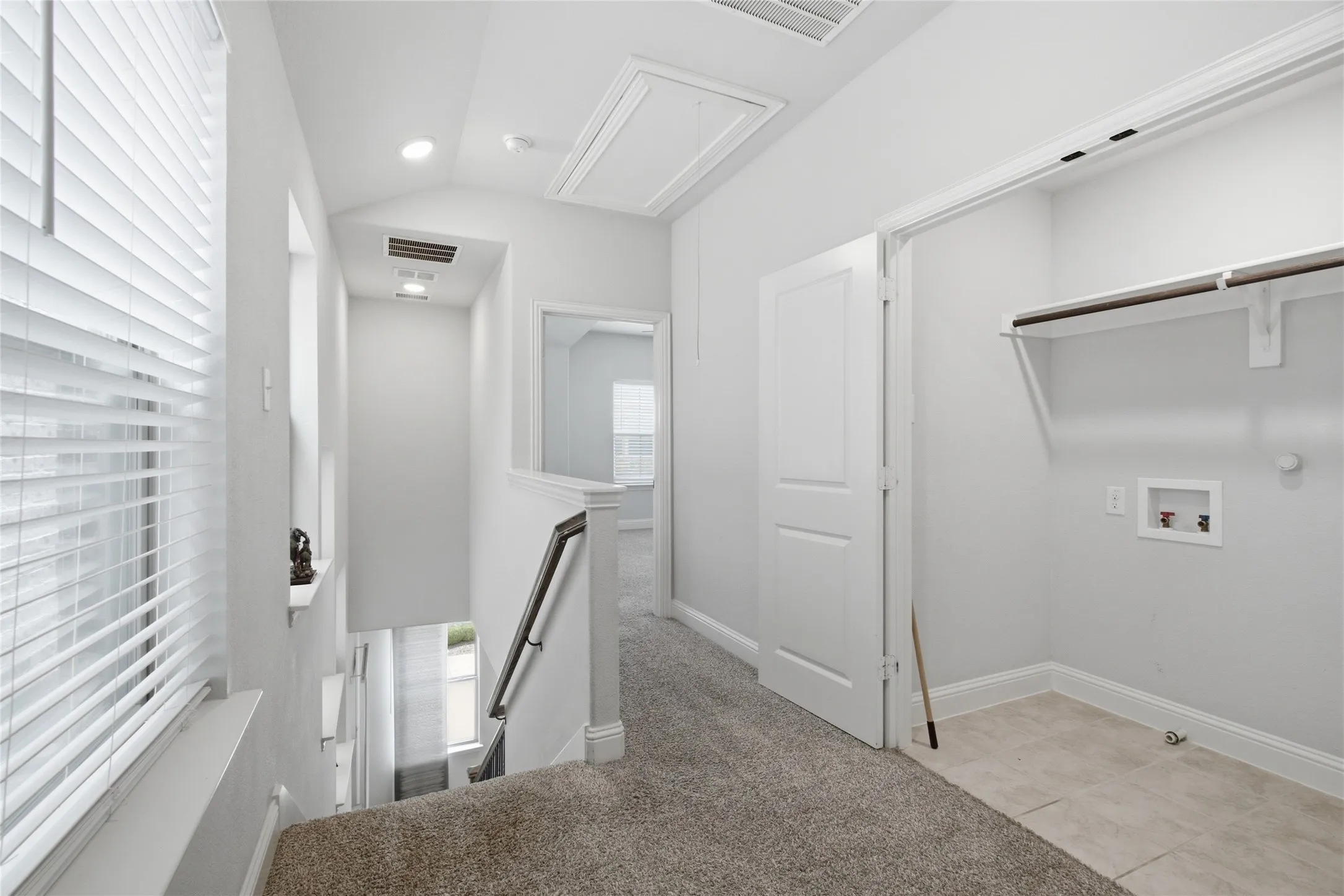 Single Family Residence For Sale in Tarrant County , 138 Peach Orchard Lane, Euless, Texas 76040, 3 Bedroom, 4 Bathroom, 2 Garage spaces, 1,982 Sqft, built in 2020, mls#21313513, Real Estate Agent in Euless, Homes For Sale in Tarrant county, Homes For Sale in Euless, Realtor in Euless Texas, Real Estate Brokerage Independent Realty Texas, Luminita Cordes Realtor