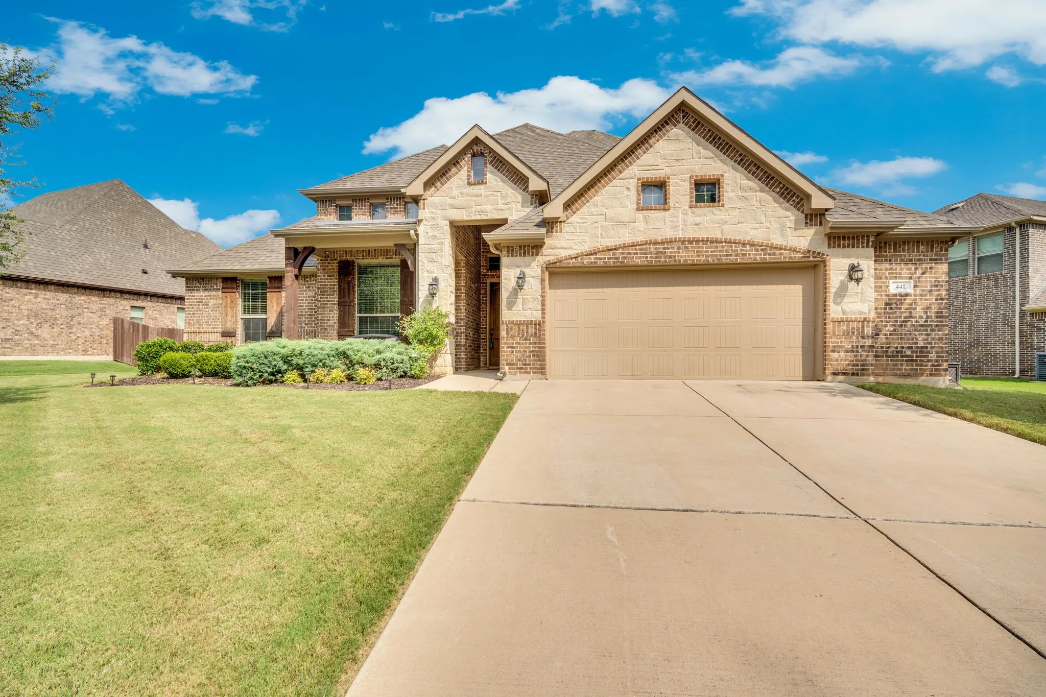 Welcome Home to 441 Lake Park Drive! Original one owner home and it is ready for its next owners!