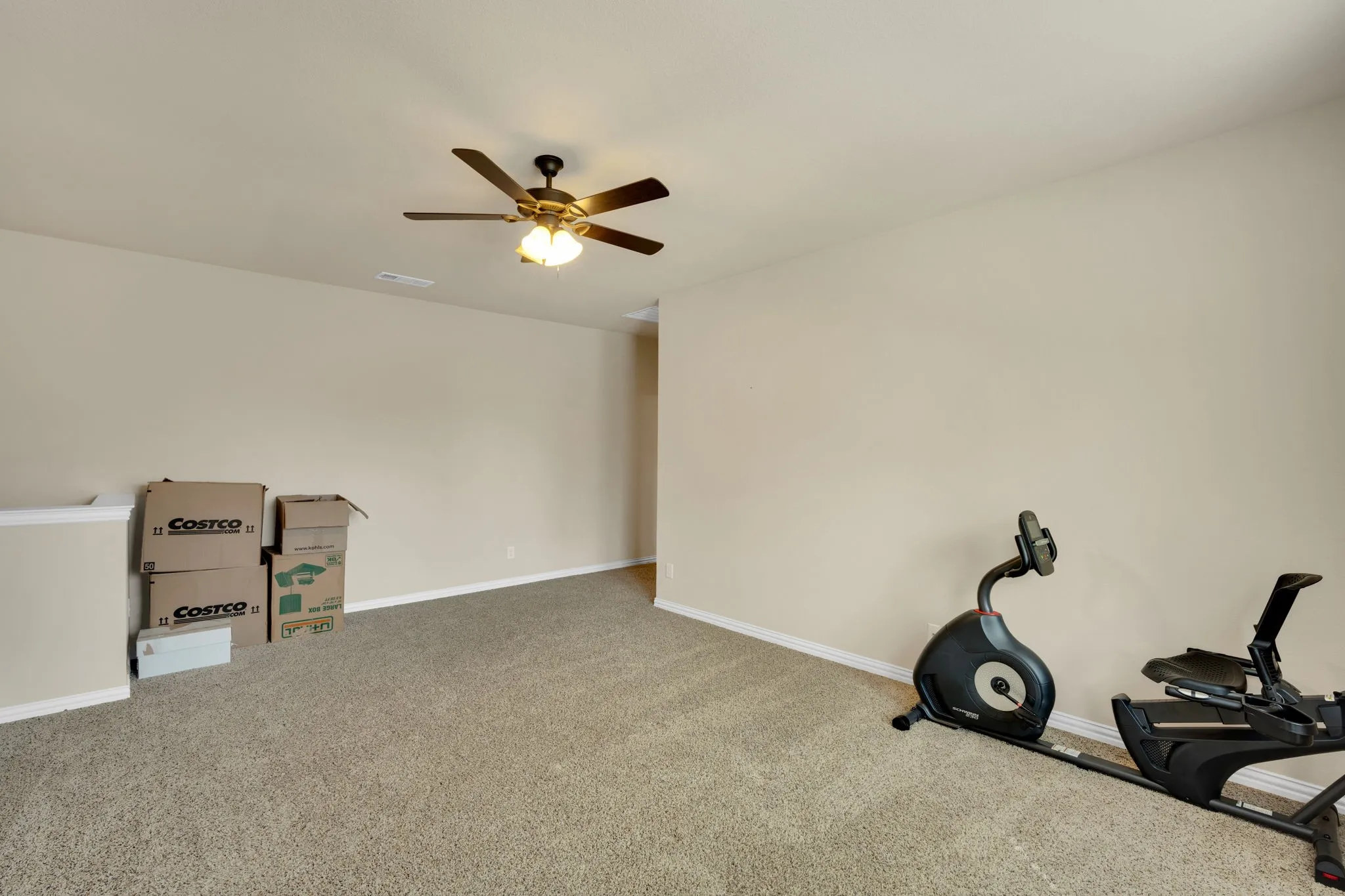 Second floor living room. Dimensions 19X13