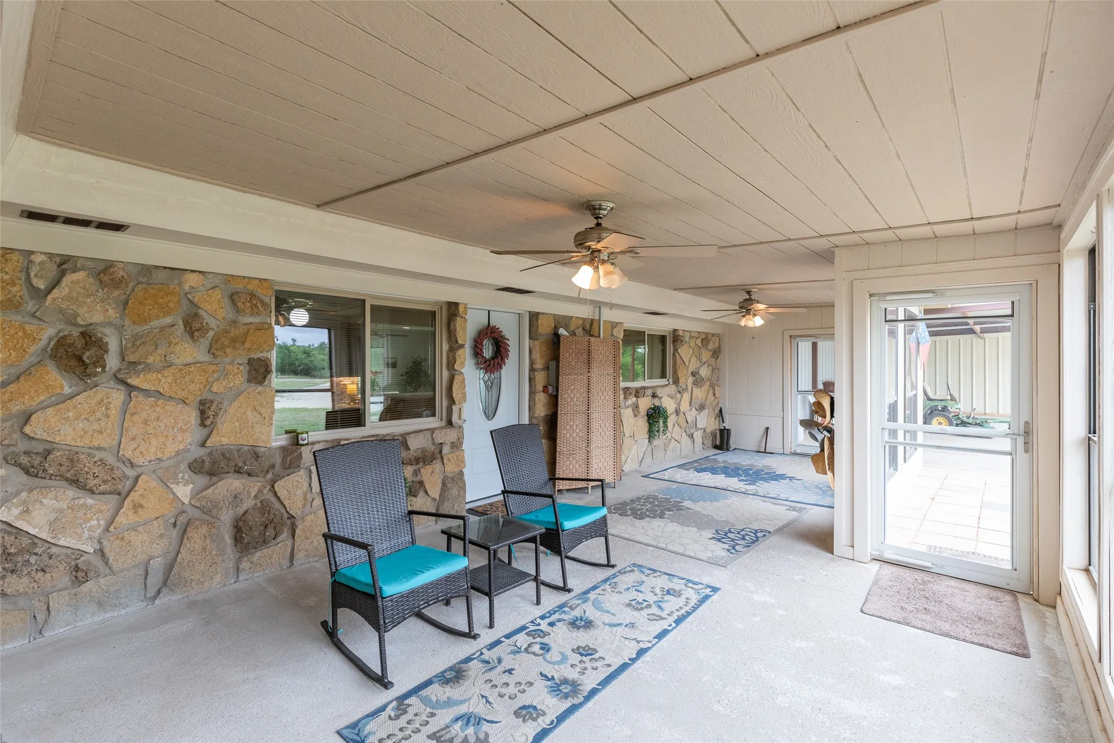 Single Family Residence For Sale in Shackelford County , 430 County Road 150, Abilene, Texas 79601, 3 Bedroom, 2 Bathroom, 1 Garage spaces, 2,232 Sqft, built in 1981, mls#21305512, Real Estate Agent in Abilene, Homes For Sale in Shackelford county, Homes For Sale in Abilene, Realtor in Abilene Texas, Real Estate Brokerage Independent Realty Texas, Luminita Cordes Realtor