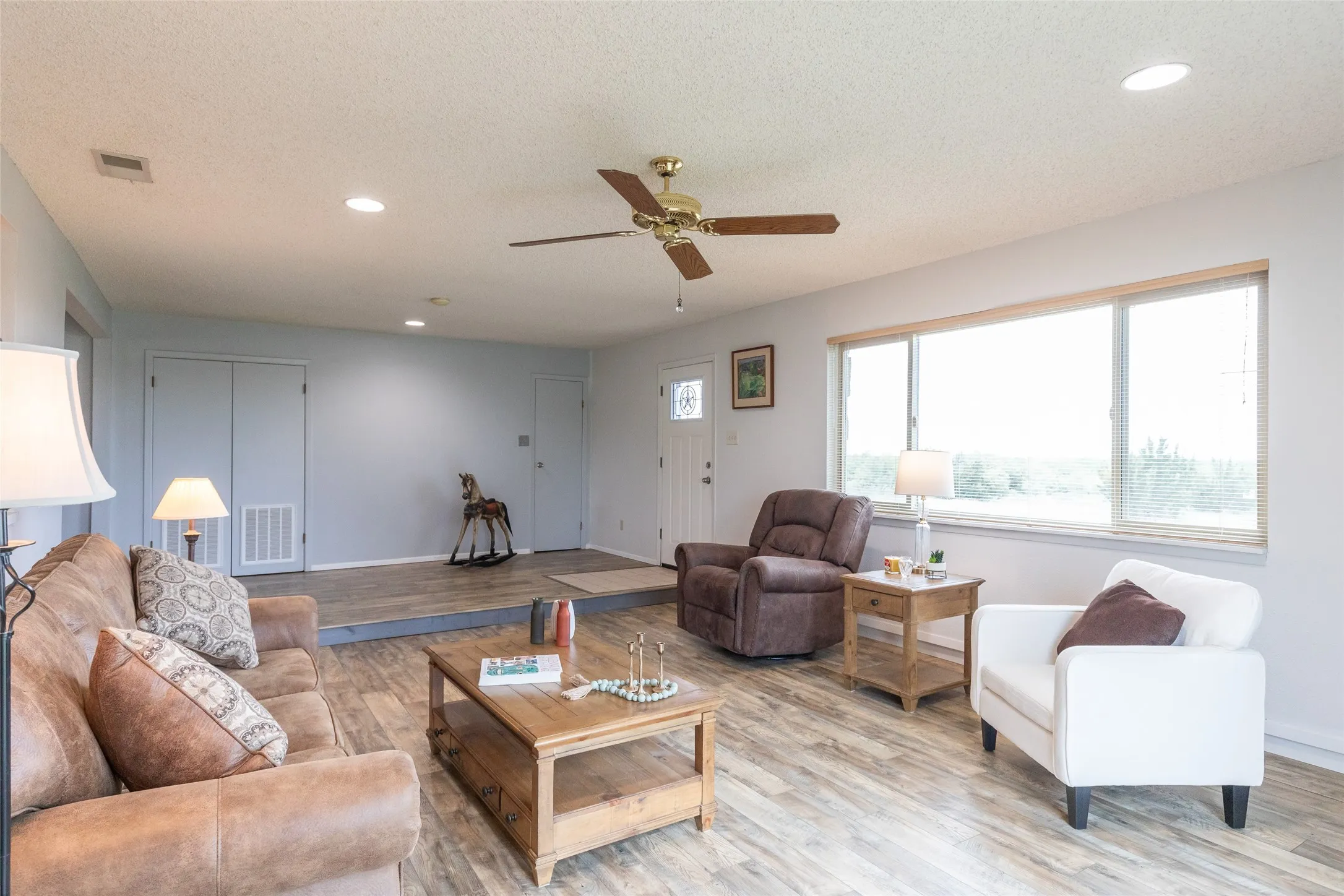 Single Family Residence For Sale in Shackelford County , 430 County Road 150, Abilene, Texas 79601, 3 Bedroom, 2 Bathroom, 1 Garage spaces, 2,232 Sqft, built in 1981, mls#21305512, Real Estate Agent in Abilene, Homes For Sale in Shackelford county, Homes For Sale in Abilene, Realtor in Abilene Texas, Real Estate Brokerage Independent Realty Texas, Luminita Cordes Realtor