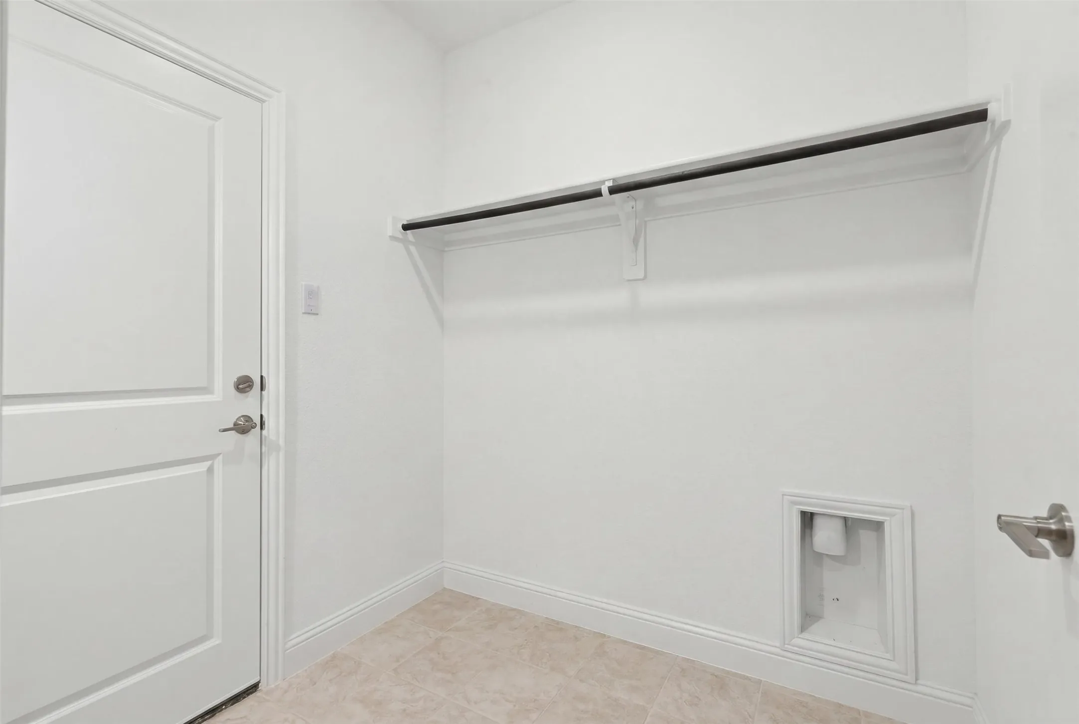 Single Family Residence For Sale in Collin County , 1205 Beebalm Mews, Celina, Texas 75009, 3 Bedroom, 3 Bathroom, 2 Garage spaces, 2,157 Sqft, built in 2024, mls#21310939, Real Estate Agent in Celina, Homes For Sale in Collin county, Homes For Sale in Celina, Realtor in Celina Texas, Real Estate Brokerage Independent Realty Texas, Luminita Cordes Realtor