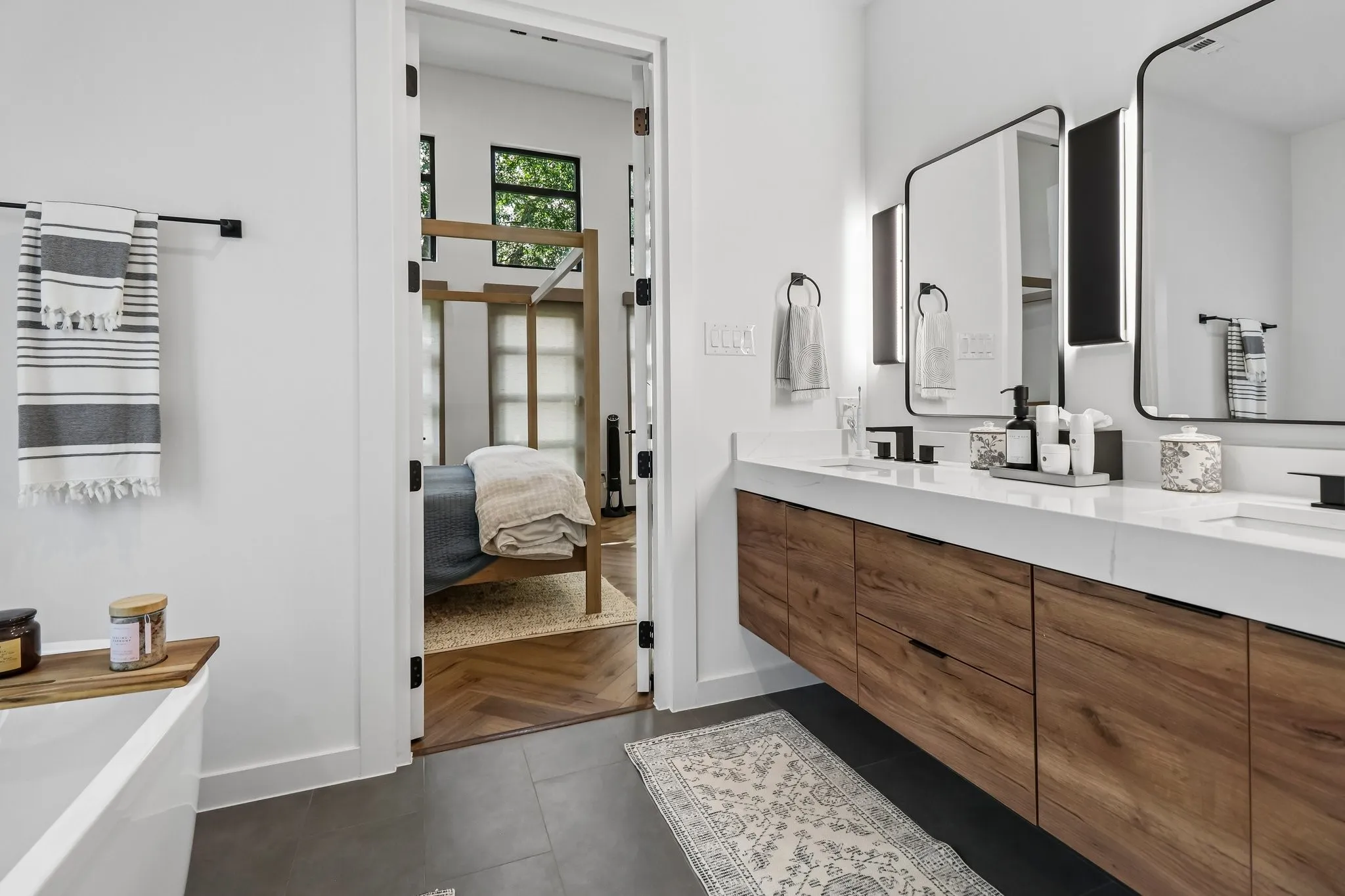 Ensuite Primary Bathroom with Room to Spread Out