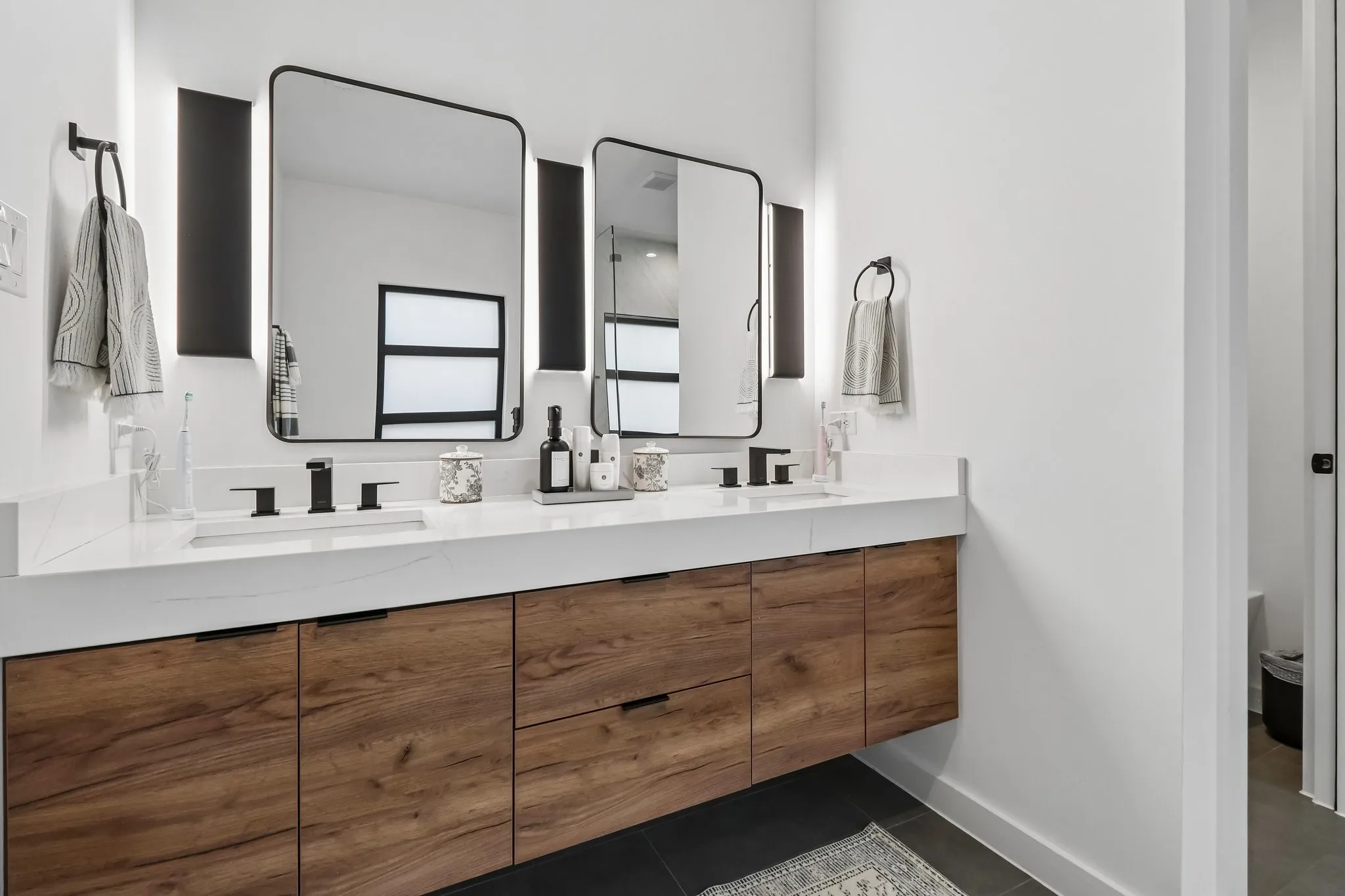 Large Primary Ensuite Bathroom with Double Vanities