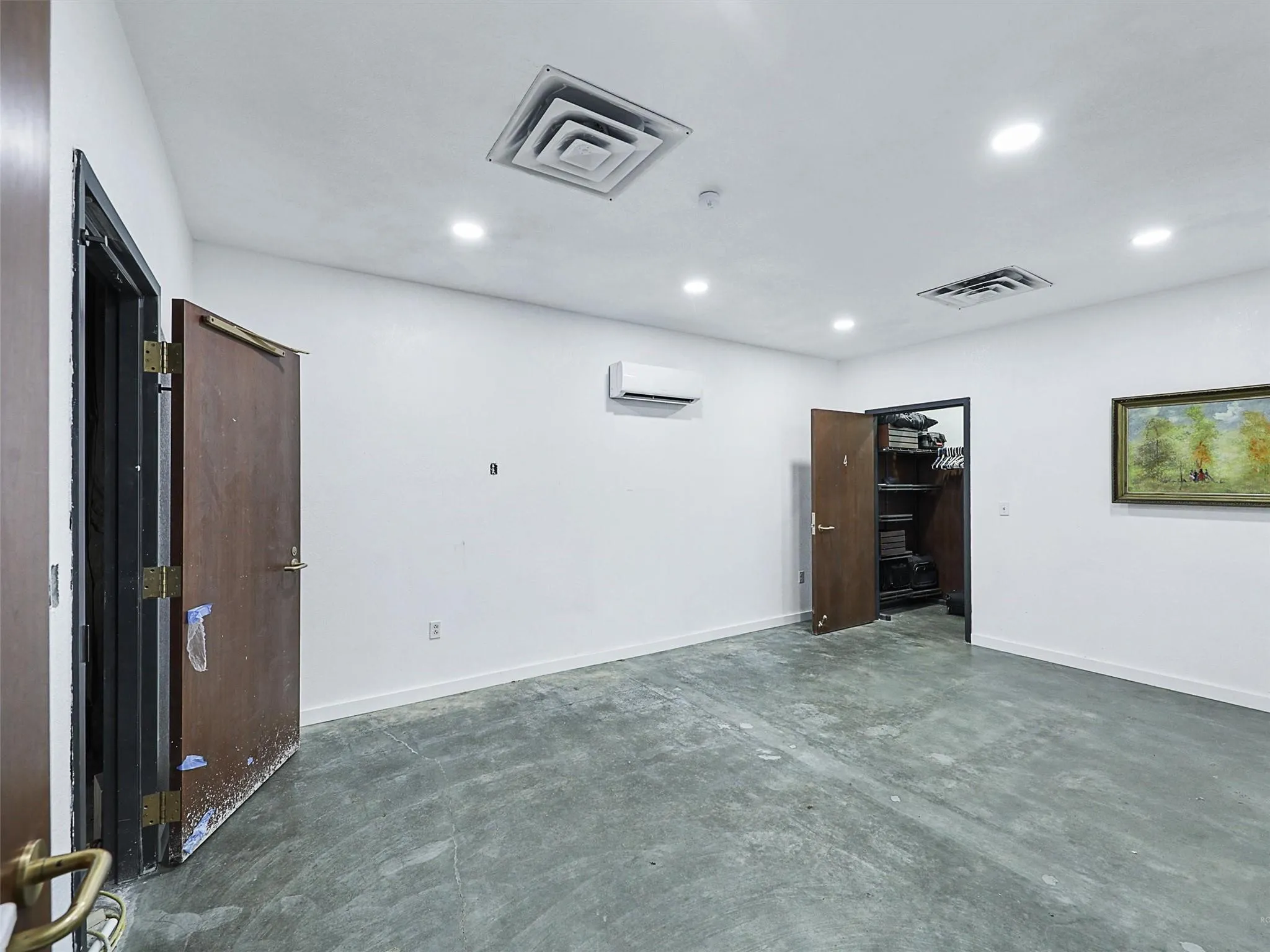 Office For Sale in Grayson County , 1331 Memorial Drive, Denison, Texas 75020, 0, 0, Garage spaces, 0 Sqft, built in 1992, mls#21313700, Real Estate Agent in Denison, Homes For Sale in Grayson county, Homes For Sale in Denison, Realtor in Denison Texas, Real Estate Brokerage Independent Realty Texas, Luminita Cordes Realtor