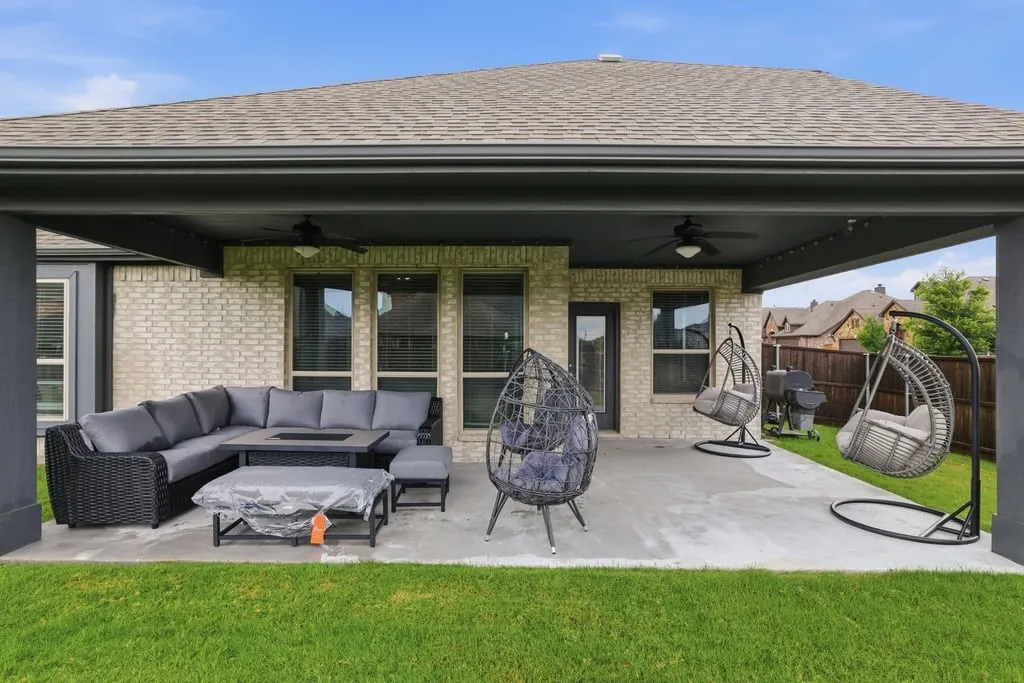 Single Family Residence For Sale in Denton County , 1720 Benny Lane, Little Elm, Texas 75068, 5 Bedrooms, 3 Bathrooms, 2 Garage spaces, 3,429 Sqft, built in 2021, Price $609,900, mls#21309845, Real Estate Agent in Little Elm, Homes For Sale in Denton county, Homes For Sale in Little Elm, Realtor in Little Elm Texas, Real Estate Brokerage Independent Realty Texas, Luminita Cordes Realtor