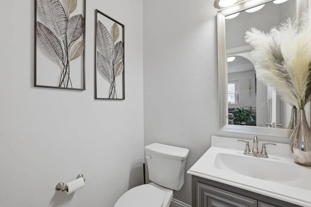 Single Family Residence For Sale in Denton County , 1720 Benny Lane, Little Elm, Texas 75068, 5 Bedrooms, 3 Bathrooms, 2 Garage spaces, 3,429 Sqft, built in 2021, Price $609,900, mls#21309845, Real Estate Agent in Little Elm, Homes For Sale in Denton county, Homes For Sale in Little Elm, Realtor in Little Elm Texas, Real Estate Brokerage Independent Realty Texas, Luminita Cordes Realtor