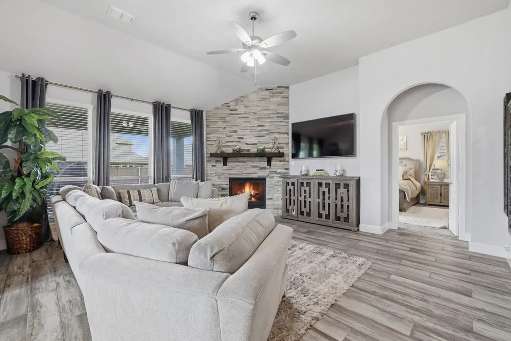 Single Family Residence For Sale in Denton County , 1720 Benny Lane, Little Elm, Texas 75068, 5 Bedrooms, 3 Bathrooms, 2 Garage spaces, 3,429 Sqft, built in 2021, Price $609,900, mls#21309845, Real Estate Agent in Little Elm, Homes For Sale in Denton county, Homes For Sale in Little Elm, Realtor in Little Elm Texas, Real Estate Brokerage Independent Realty Texas, Luminita Cordes Realtor