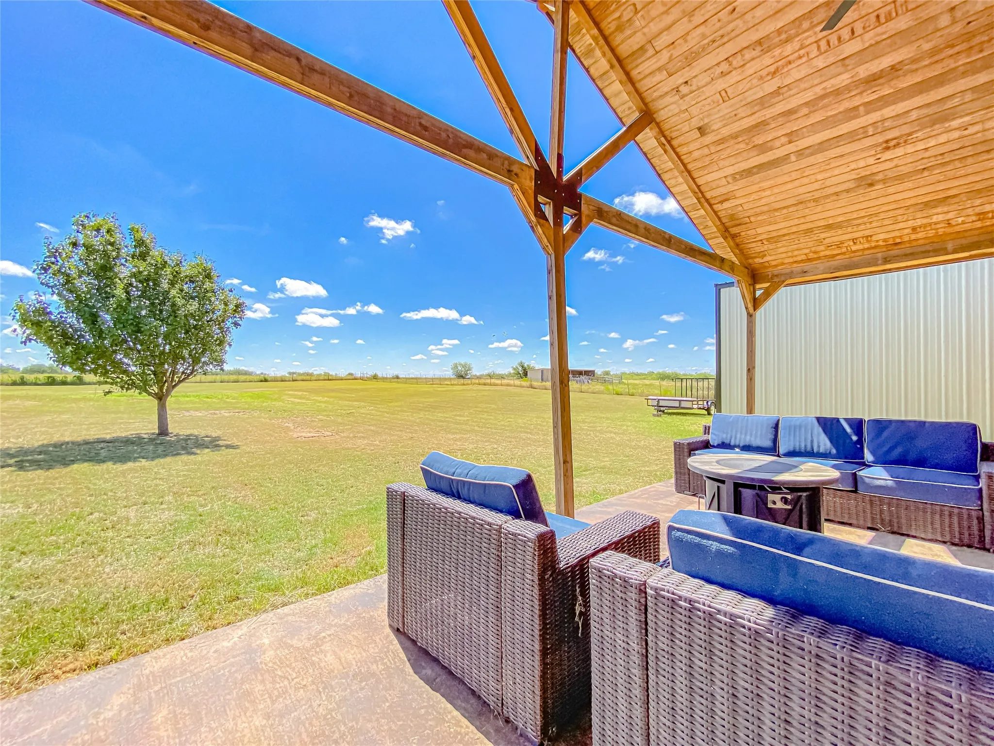 Single Family Residence For Sale in Callahan County , 5074 Fm 603, Clyde, Texas 79510, 4 Bedroom, 3 Bathroom, Garage spaces, 2,700 Sqft, built in 2009, mls#21308243, Real Estate Agent in Clyde, Homes For Sale in Callahan county, Homes For Sale in Clyde, Realtor in Clyde Texas, Real Estate Brokerage Independent Realty Texas, Luminita Cordes Realtor