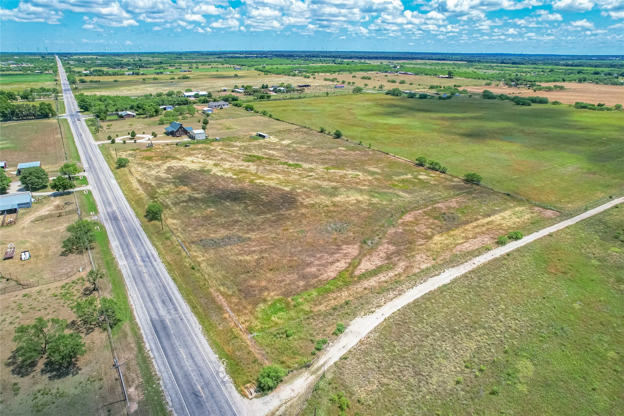 Single Family Residence For Sale in Callahan County , 5074 Fm 603, Clyde, Texas 79510, 4 Bedroom, 3 Bathroom, Garage spaces, 2,700 Sqft, built in 2009, mls#21308243, Real Estate Agent in Clyde, Homes For Sale in Callahan county, Homes For Sale in Clyde, Realtor in Clyde Texas, Real Estate Brokerage Independent Realty Texas, Luminita Cordes Realtor