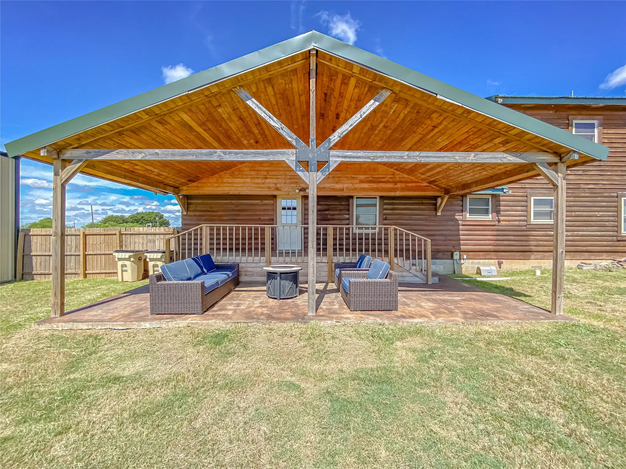 Single Family Residence For Sale in Callahan County , 5074 Fm 603, Clyde, Texas 79510, 4 Bedroom, 3 Bathroom, Garage spaces, 2,700 Sqft, built in 2009, mls#21308243, Real Estate Agent in Clyde, Homes For Sale in Callahan county, Homes For Sale in Clyde, Realtor in Clyde Texas, Real Estate Brokerage Independent Realty Texas, Luminita Cordes Realtor