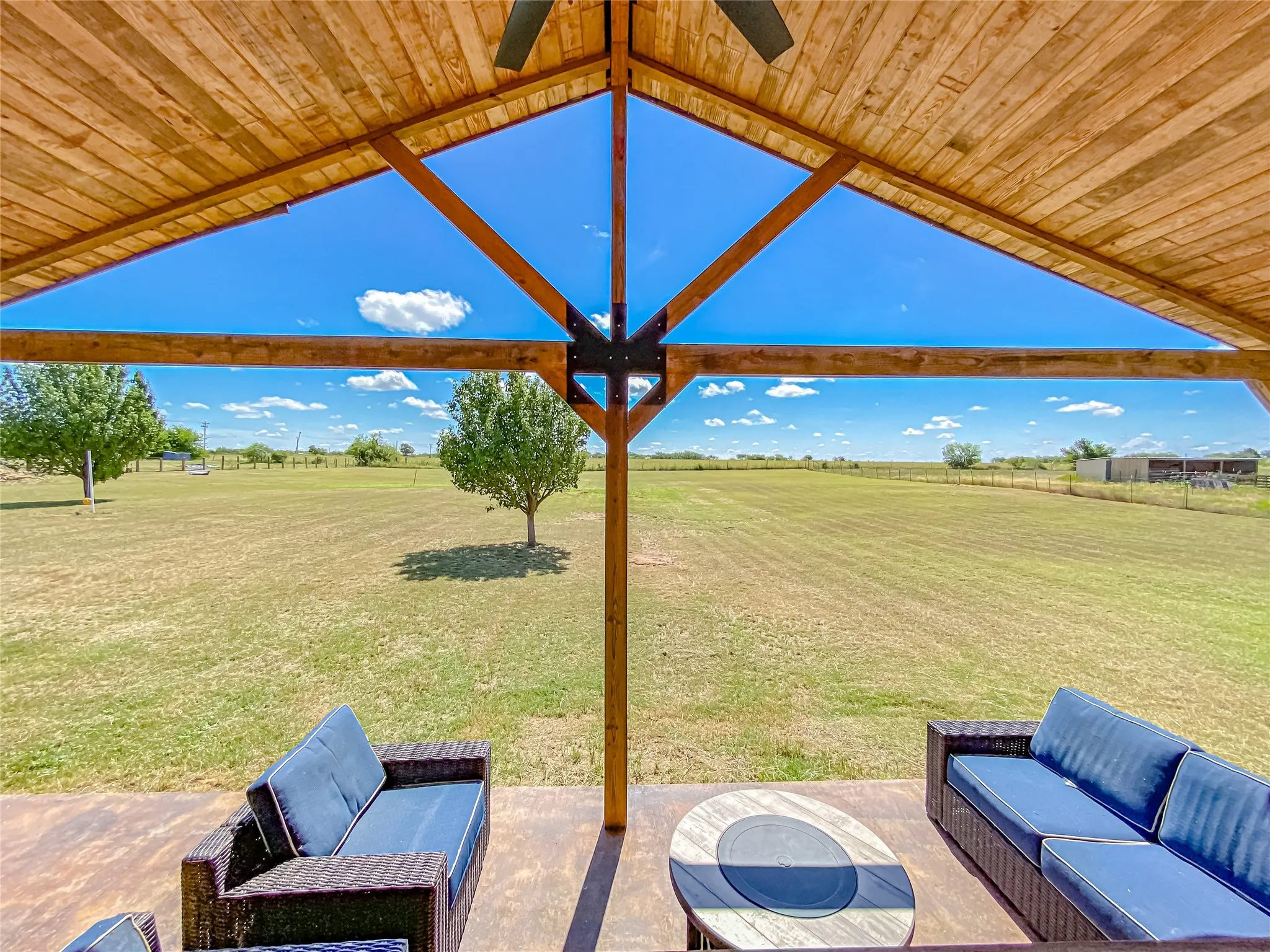 Single Family Residence For Sale in Callahan County , 5074 Fm 603, Clyde, Texas 79510, 4 Bedroom, 3 Bathroom, Garage spaces, 2,700 Sqft, built in 2009, mls#21308243, Real Estate Agent in Clyde, Homes For Sale in Callahan county, Homes For Sale in Clyde, Realtor in Clyde Texas, Real Estate Brokerage Independent Realty Texas, Luminita Cordes Realtor