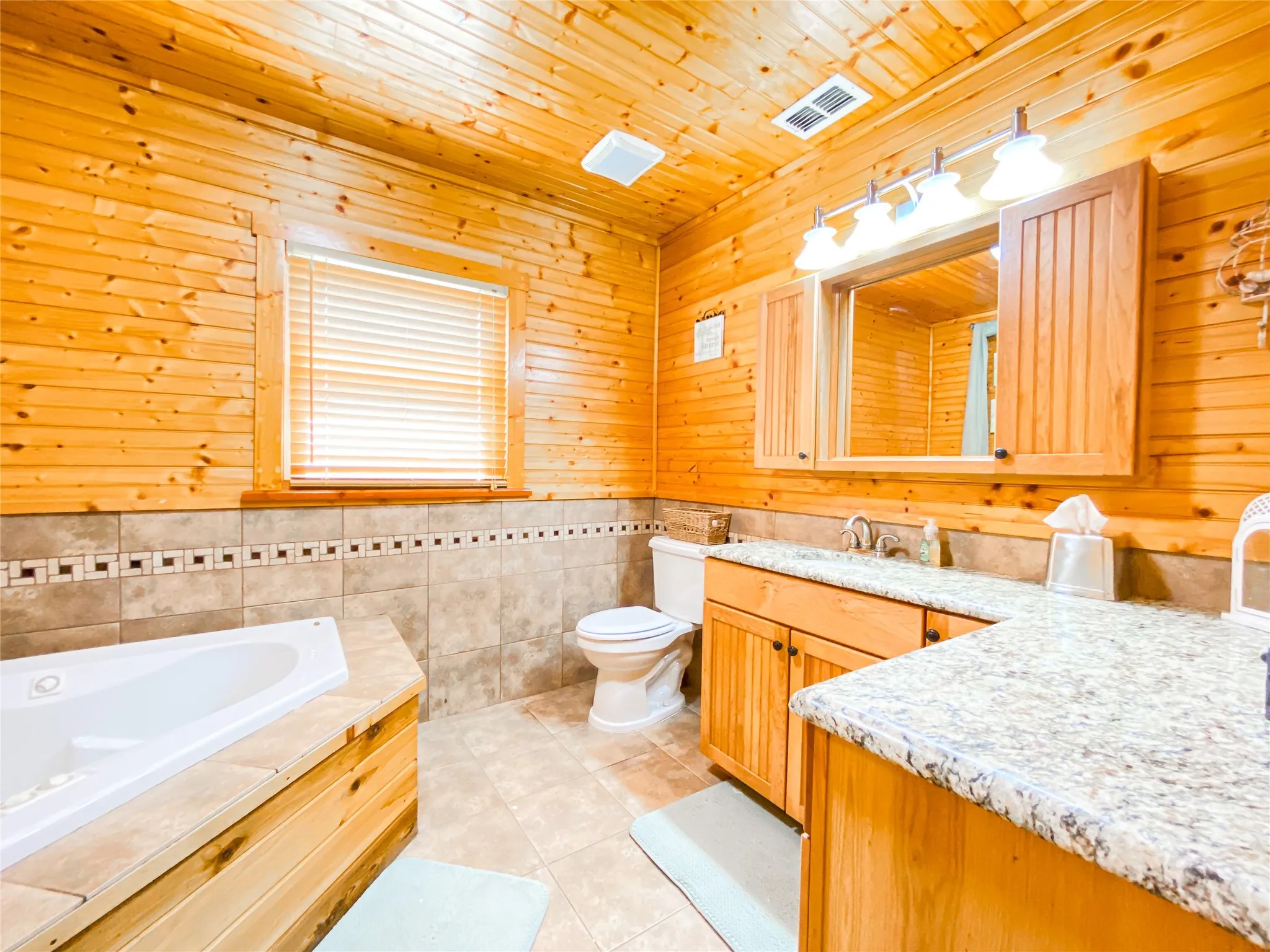 Single Family Residence For Sale in Callahan County , 5074 Fm 603, Clyde, Texas 79510, 4 Bedroom, 3 Bathroom, Garage spaces, 2,700 Sqft, built in 2009, mls#21308243, Real Estate Agent in Clyde, Homes For Sale in Callahan county, Homes For Sale in Clyde, Realtor in Clyde Texas, Real Estate Brokerage Independent Realty Texas, Luminita Cordes Realtor