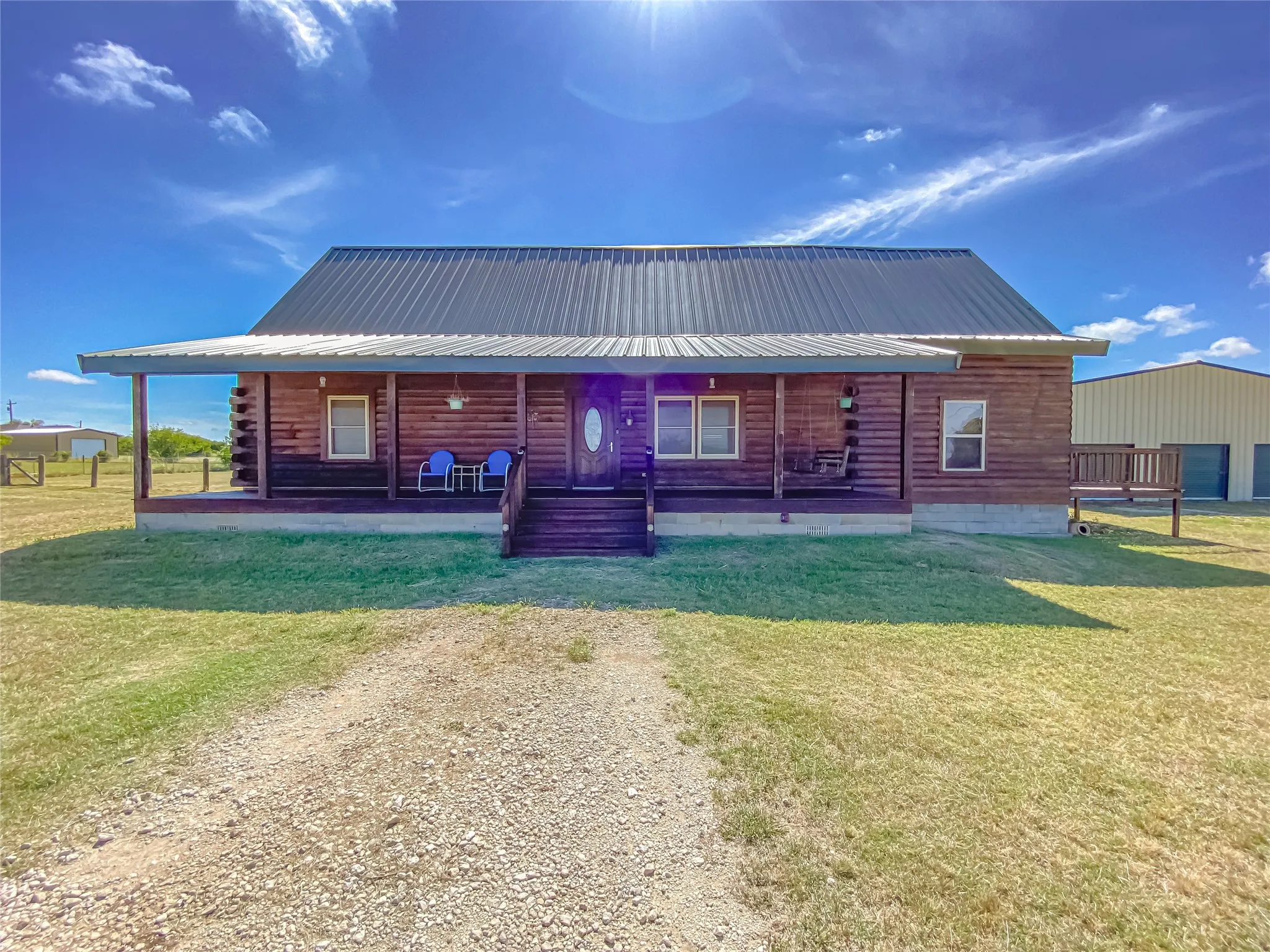 Single Family Residence For Sale in Callahan County , 5074 Fm 603, Clyde, Texas 79510, 4 Bedroom, 3 Bathroom, Garage spaces, 2,700 Sqft, built in 2009, mls#21308243, Real Estate Agent in Clyde, Homes For Sale in Callahan county, Homes For Sale in Clyde, Realtor in Clyde Texas, Real Estate Brokerage Independent Realty Texas, Luminita Cordes Realtor