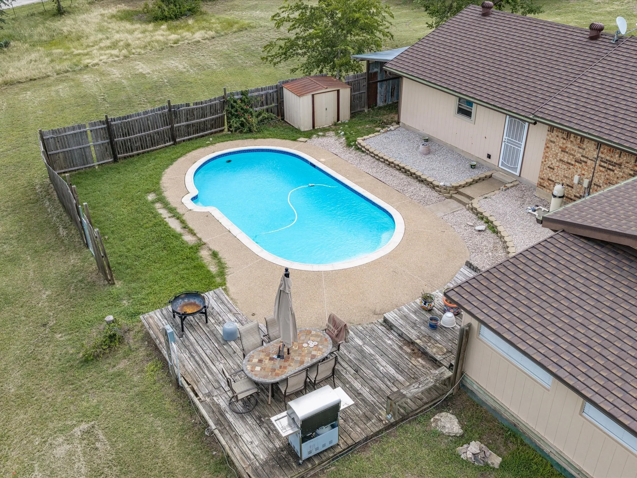 Single Family Residence For Sale in Parker County , 704 Land Of Goshen Drive, Springtown, Texas 76082, 3 Bedrooms, 2 Bathrooms, 2 Garage spaces, 1,520 Sqft, built in 1983, Price $379,989, mls#21313324, Real Estate Agent in Springtown, Homes For Sale in Parker county, Homes For Sale in Springtown, Realtor in Springtown Texas, Real Estate Brokerage Independent Realty Texas, Luminita Cordes Realtor