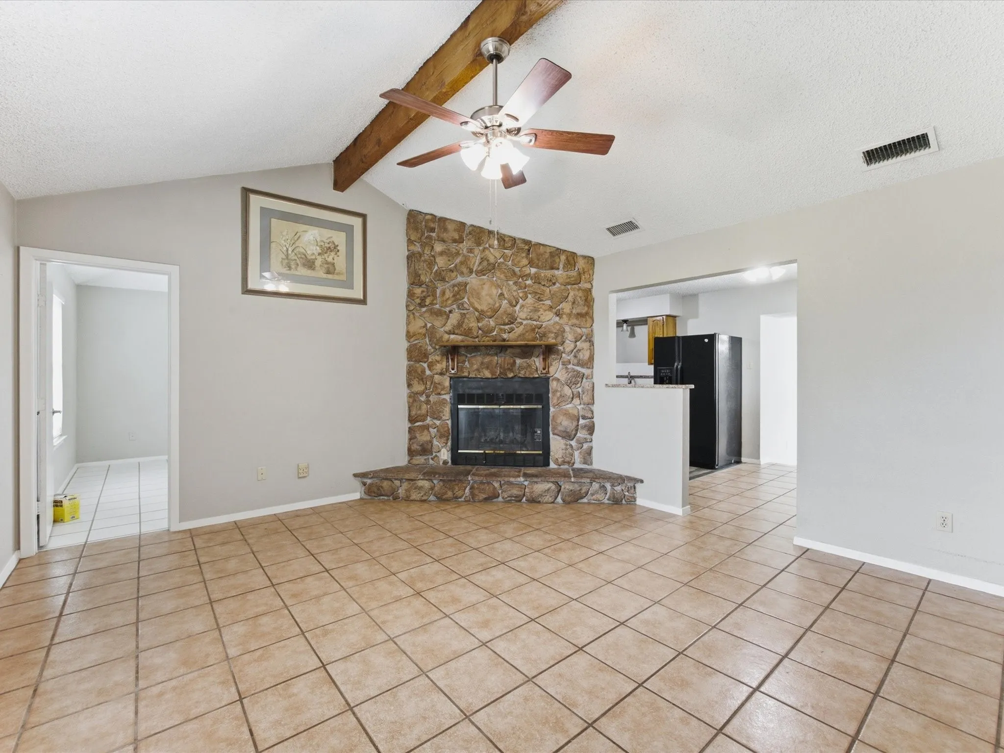 Single Family Residence For Sale in Parker County , 704 Land Of Goshen Drive, Springtown, Texas 76082, 3 Bedrooms, 2 Bathrooms, 2 Garage spaces, 1,520 Sqft, built in 1983, Price $379,989, mls#21313324, Real Estate Agent in Springtown, Homes For Sale in Parker county, Homes For Sale in Springtown, Realtor in Springtown Texas, Real Estate Brokerage Independent Realty Texas, Luminita Cordes Realtor