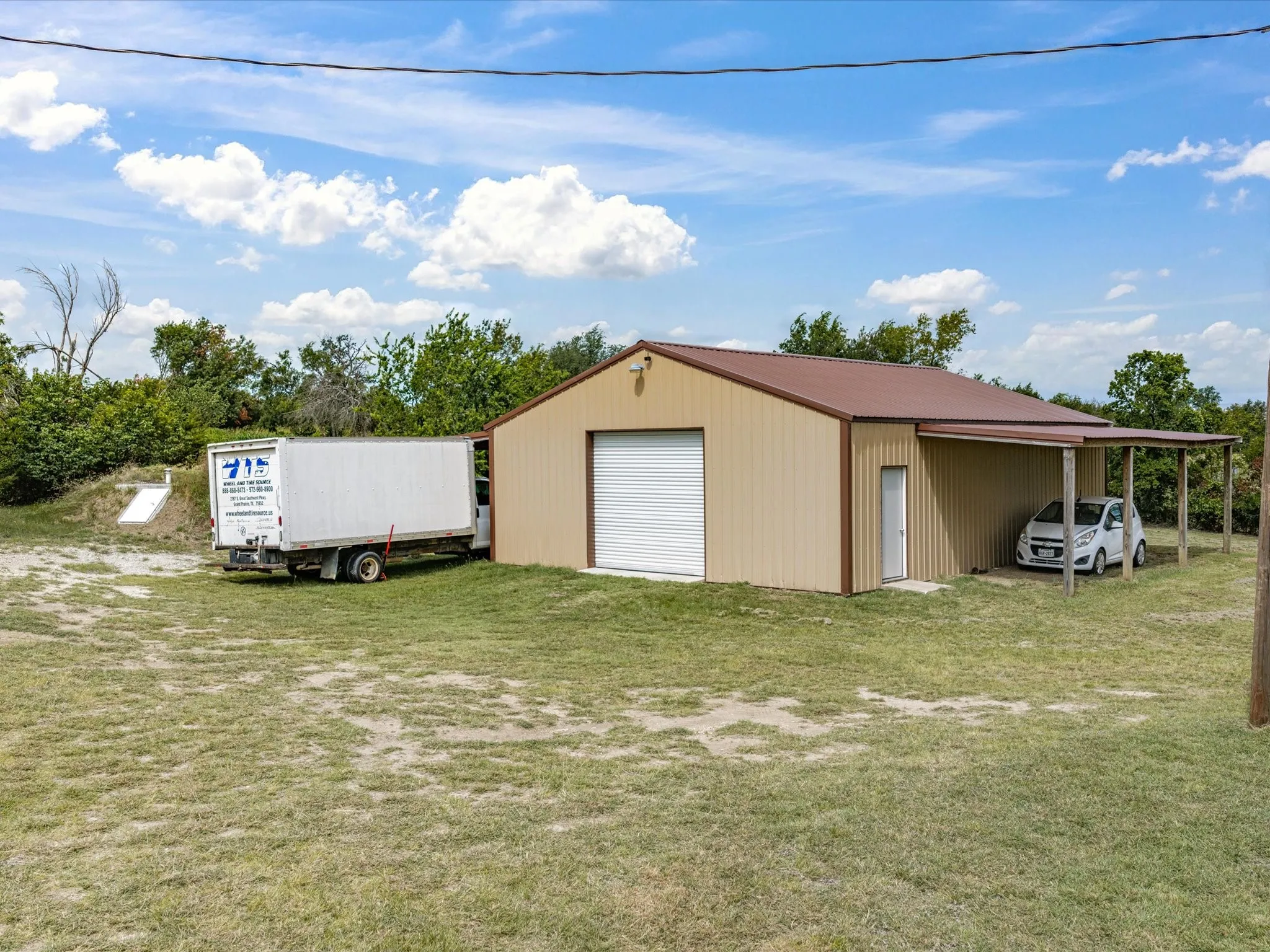 Single Family Residence For Sale in Parker County , 704 Land Of Goshen Drive, Springtown, Texas 76082, 3 Bedrooms, 2 Bathrooms, 2 Garage spaces, 1,520 Sqft, built in 1983, Price $379,989, mls#21313324, Real Estate Agent in Springtown, Homes For Sale in Parker county, Homes For Sale in Springtown, Realtor in Springtown Texas, Real Estate Brokerage Independent Realty Texas, Luminita Cordes Realtor