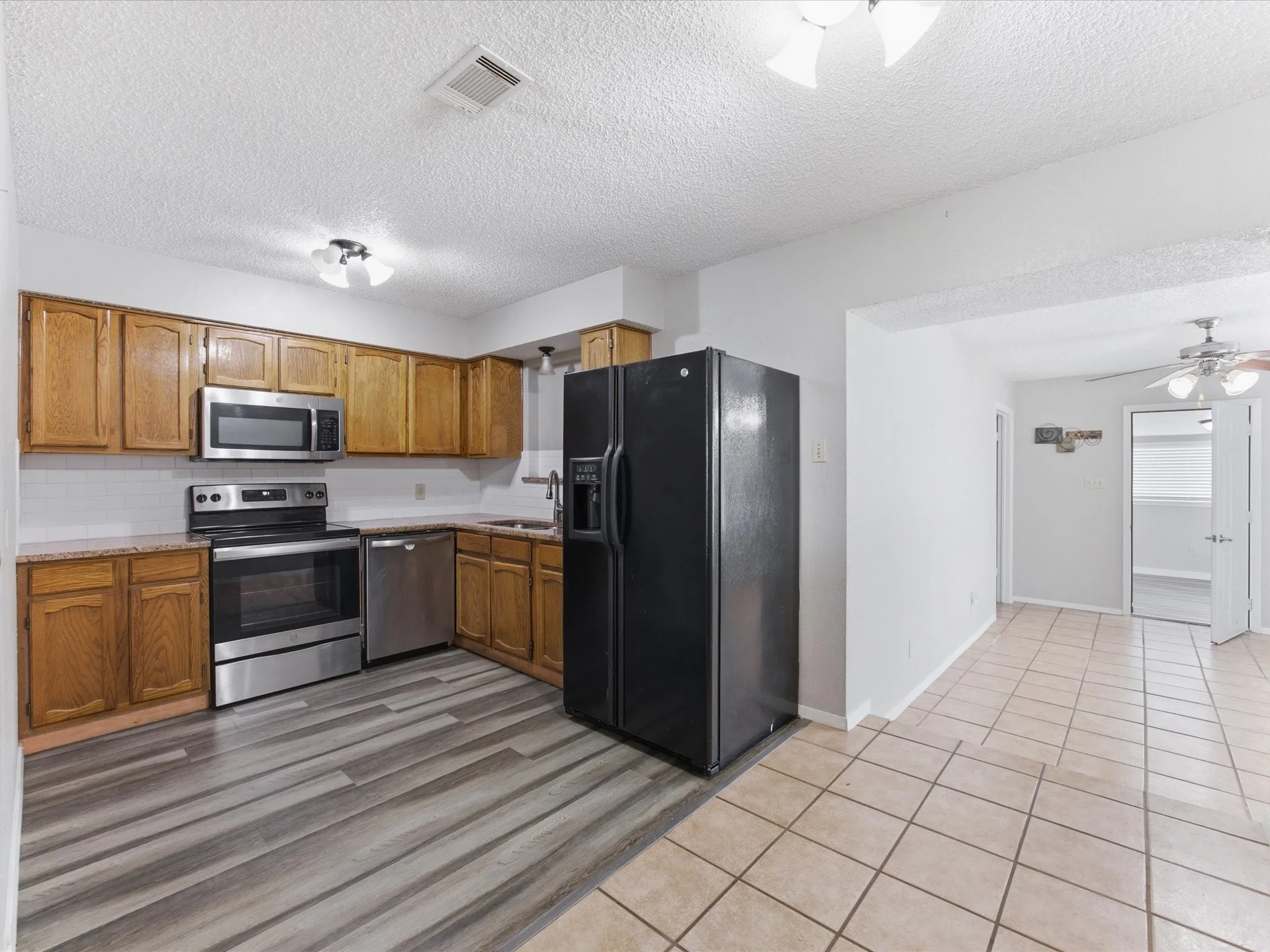 Single Family Residence For Sale in Parker County , 704 Land Of Goshen Drive, Springtown, Texas 76082, 3 Bedrooms, 2 Bathrooms, 2 Garage spaces, 1,520 Sqft, built in 1983, Price $379,989, mls#21313324, Real Estate Agent in Springtown, Homes For Sale in Parker county, Homes For Sale in Springtown, Realtor in Springtown Texas, Real Estate Brokerage Independent Realty Texas, Luminita Cordes Realtor