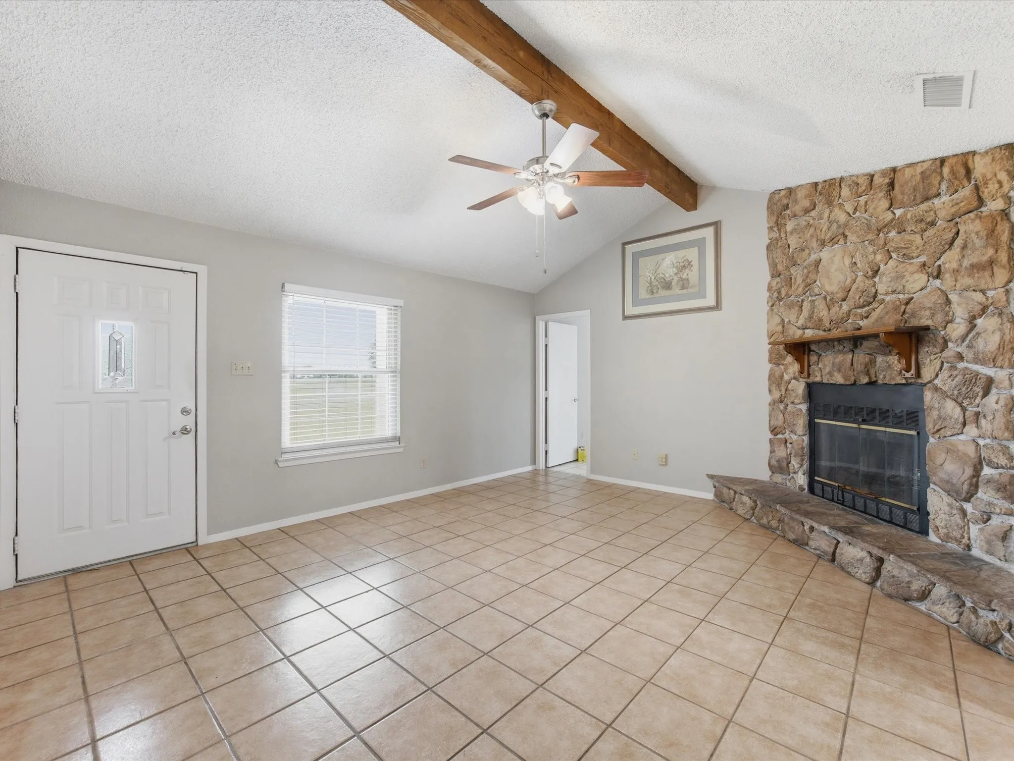Single Family Residence For Sale in Parker County , 704 Land Of Goshen Drive, Springtown, Texas 76082, 3 Bedrooms, 2 Bathrooms, 2 Garage spaces, 1,520 Sqft, built in 1983, Price $379,989, mls#21313324, Real Estate Agent in Springtown, Homes For Sale in Parker county, Homes For Sale in Springtown, Realtor in Springtown Texas, Real Estate Brokerage Independent Realty Texas, Luminita Cordes Realtor