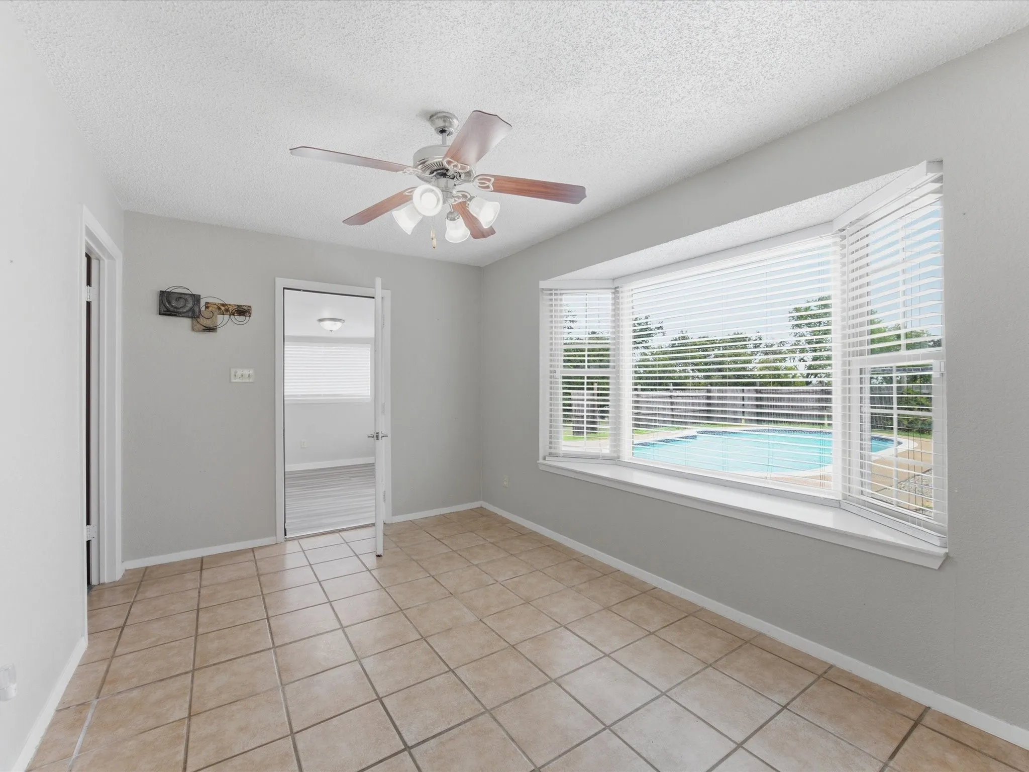 Single Family Residence For Sale in Parker County , 704 Land Of Goshen Drive, Springtown, Texas 76082, 3 Bedrooms, 2 Bathrooms, 2 Garage spaces, 1,520 Sqft, built in 1983, Price $379,989, mls#21313324, Real Estate Agent in Springtown, Homes For Sale in Parker county, Homes For Sale in Springtown, Realtor in Springtown Texas, Real Estate Brokerage Independent Realty Texas, Luminita Cordes Realtor