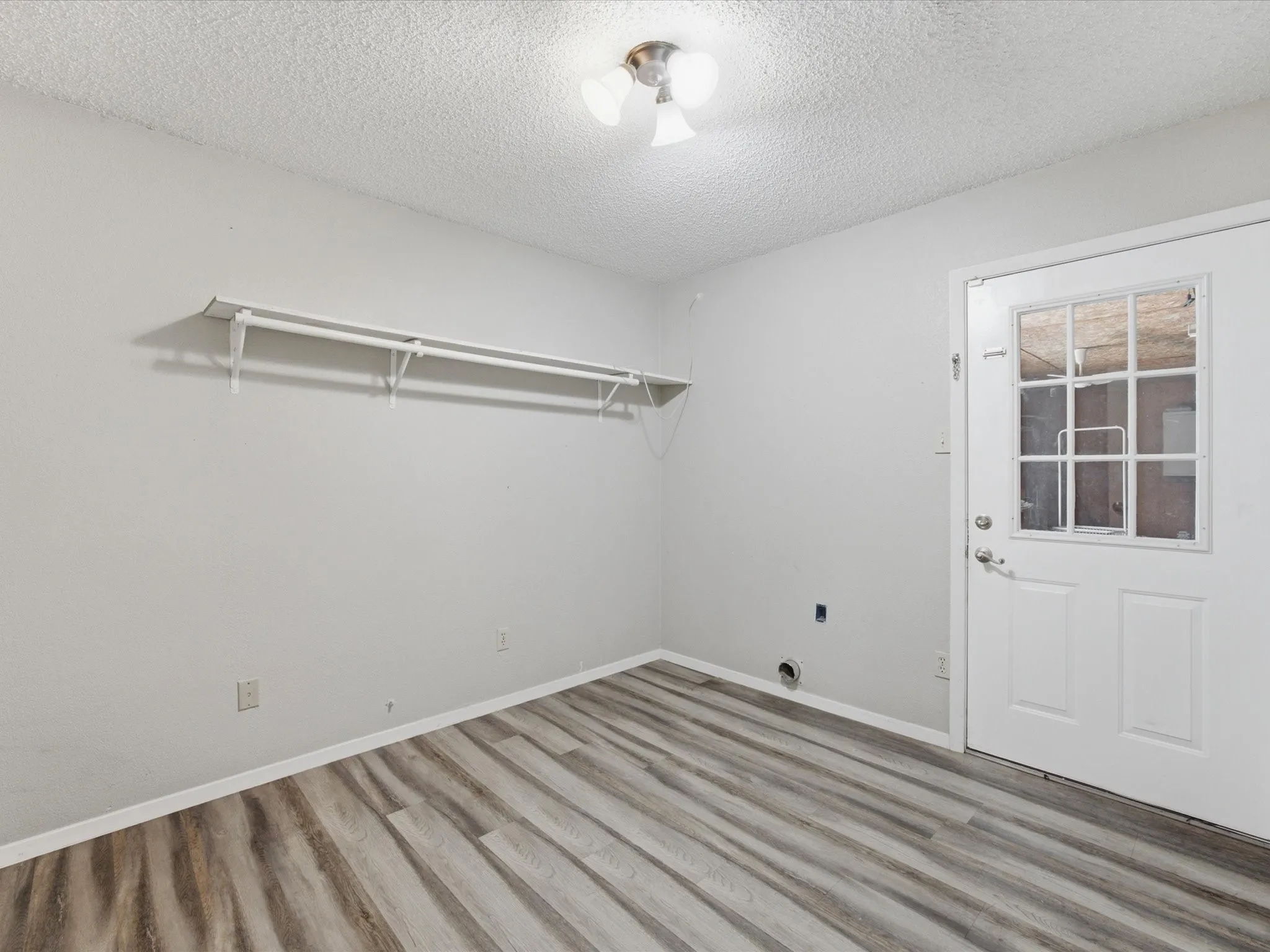 Single Family Residence For Sale in Parker County , 704 Land Of Goshen Drive, Springtown, Texas 76082, 3 Bedrooms, 2 Bathrooms, 2 Garage spaces, 1,520 Sqft, built in 1983, Price $379,989, mls#21313324, Real Estate Agent in Springtown, Homes For Sale in Parker county, Homes For Sale in Springtown, Realtor in Springtown Texas, Real Estate Brokerage Independent Realty Texas, Luminita Cordes Realtor
