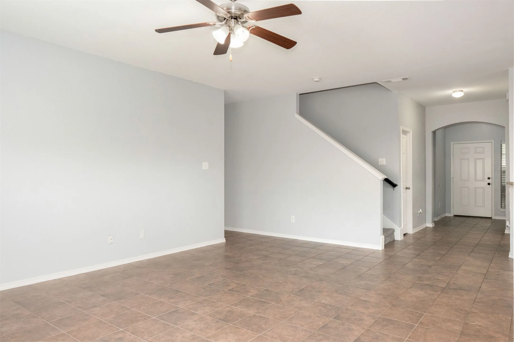 Single Family Residence For Sale in Tarrant County , 4117 Tiburon Street, Fort Worth, Texas 76106, 4 Bedroom, 3 Bathroom, 2 Garage spaces, 2,863 Sqft, built in 2013, mls#21313510, Real Estate Agent in Fort Worth, Homes For Sale in Tarrant county, Homes For Sale in Fort Worth, Realtor in Fort Worth Texas, Real Estate Brokerage Independent Realty Texas, Luminita Cordes Realtor