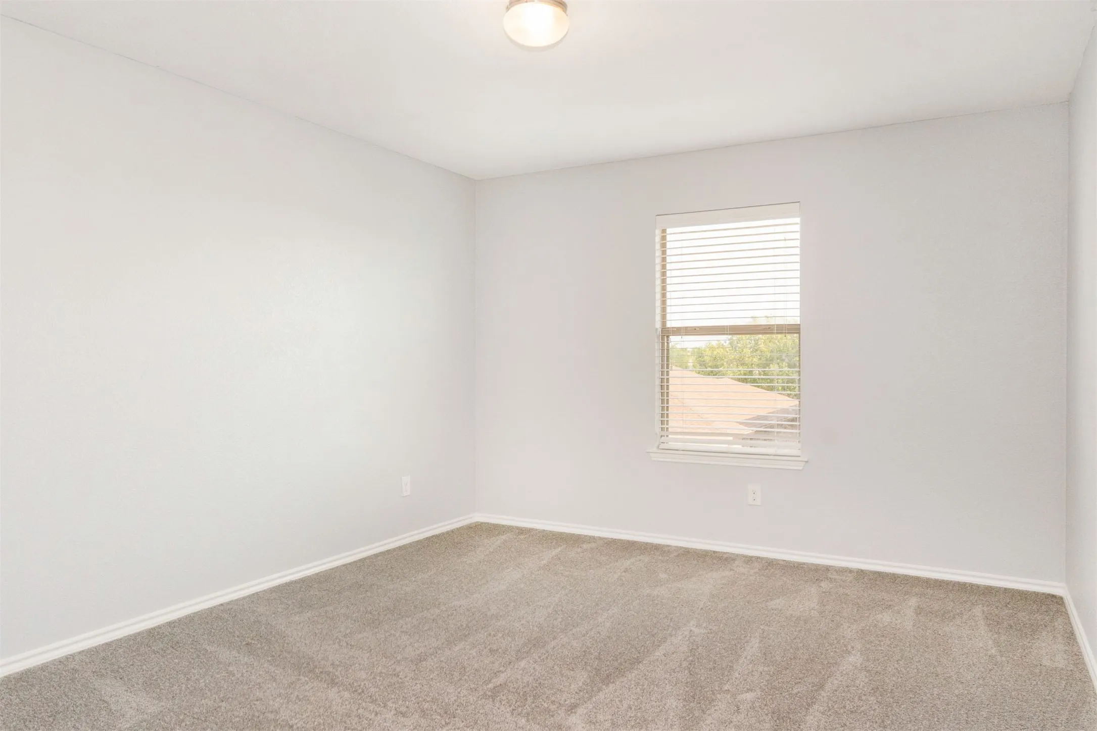 Single Family Residence For Sale in Tarrant County , 4117 Tiburon Street, Fort Worth, Texas 76106, 4 Bedroom, 3 Bathroom, 2 Garage spaces, 2,863 Sqft, built in 2013, mls#21313510, Real Estate Agent in Fort Worth, Homes For Sale in Tarrant county, Homes For Sale in Fort Worth, Realtor in Fort Worth Texas, Real Estate Brokerage Independent Realty Texas, Luminita Cordes Realtor