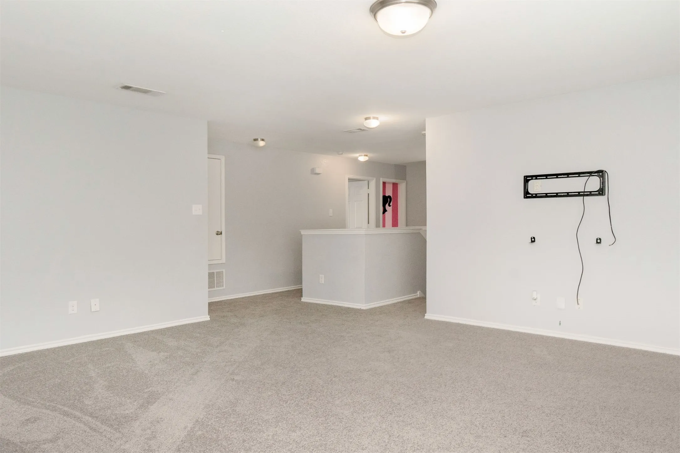 Single Family Residence For Sale in Tarrant County , 4117 Tiburon Street, Fort Worth, Texas 76106, 4 Bedroom, 3 Bathroom, 2 Garage spaces, 2,863 Sqft, built in 2013, mls#21313510, Real Estate Agent in Fort Worth, Homes For Sale in Tarrant county, Homes For Sale in Fort Worth, Realtor in Fort Worth Texas, Real Estate Brokerage Independent Realty Texas, Luminita Cordes Realtor