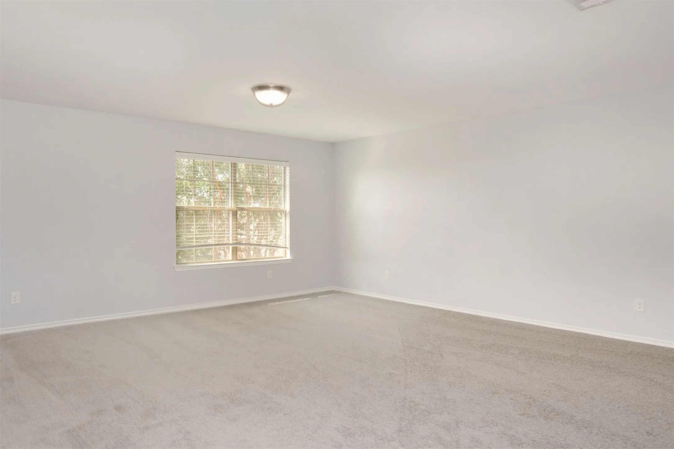 Single Family Residence For Sale in Tarrant County , 4117 Tiburon Street, Fort Worth, Texas 76106, 4 Bedroom, 3 Bathroom, 2 Garage spaces, 2,863 Sqft, built in 2013, mls#21313510, Real Estate Agent in Fort Worth, Homes For Sale in Tarrant county, Homes For Sale in Fort Worth, Realtor in Fort Worth Texas, Real Estate Brokerage Independent Realty Texas, Luminita Cordes Realtor